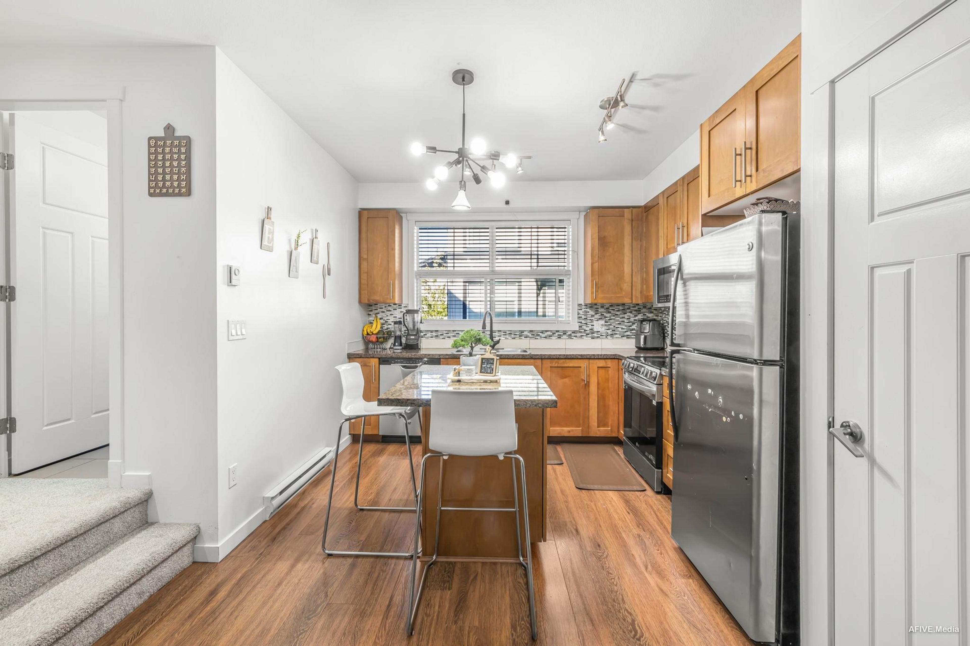 #36 6123 138TH STREET - 10