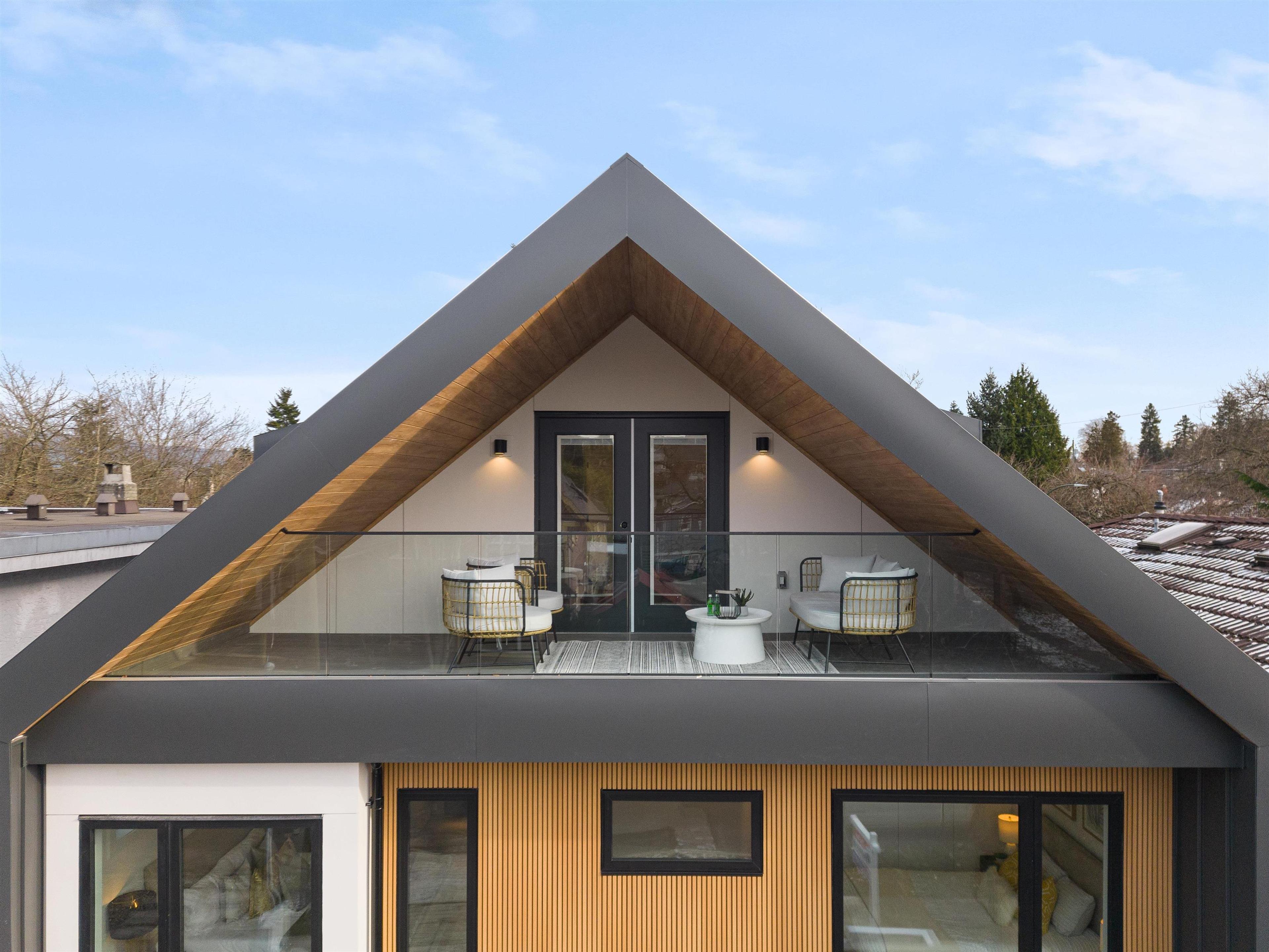 3118 Windsor Street, Vancouver - Exteriors - Photo 2