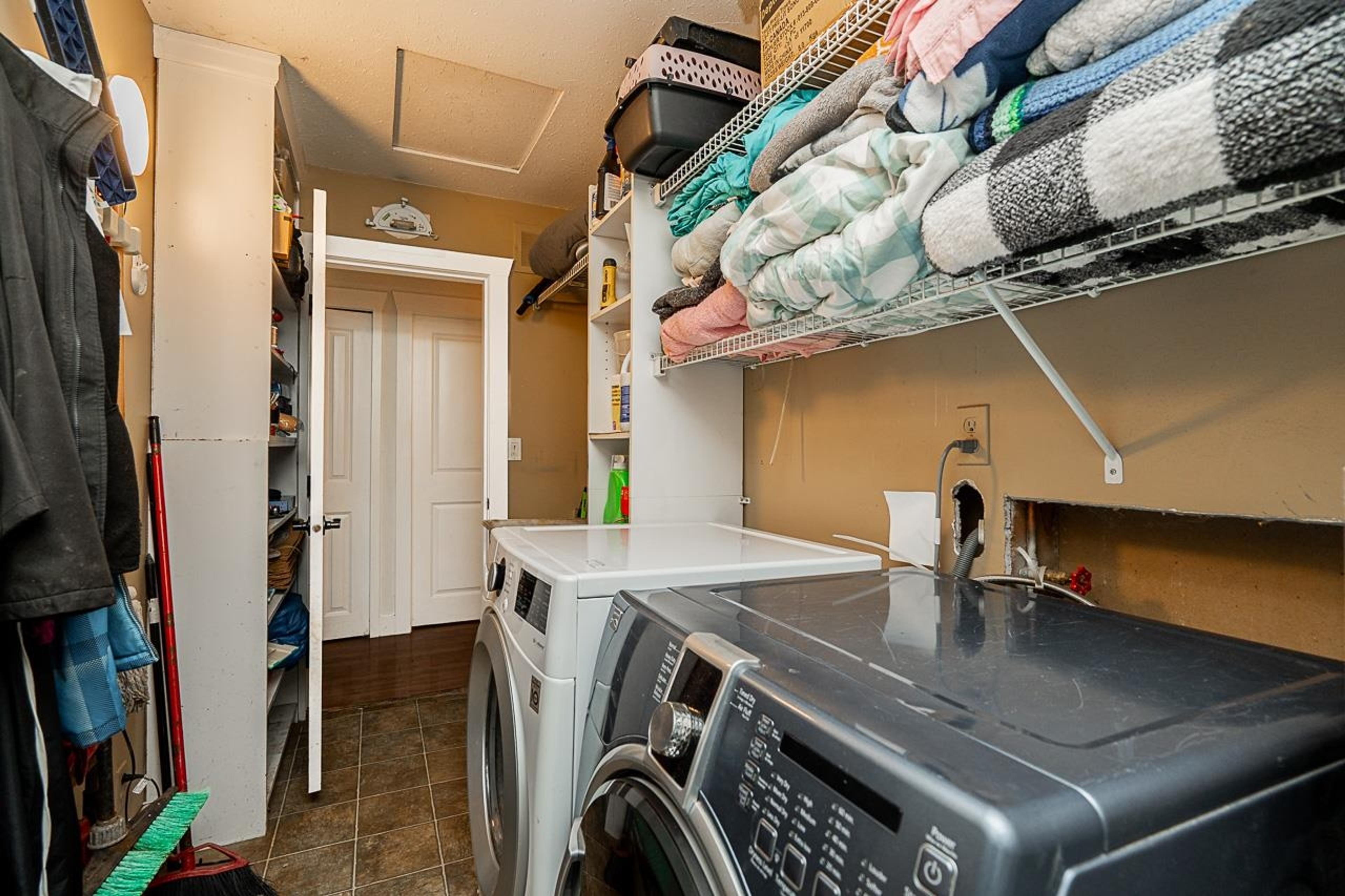 5345 199 STREET - 19