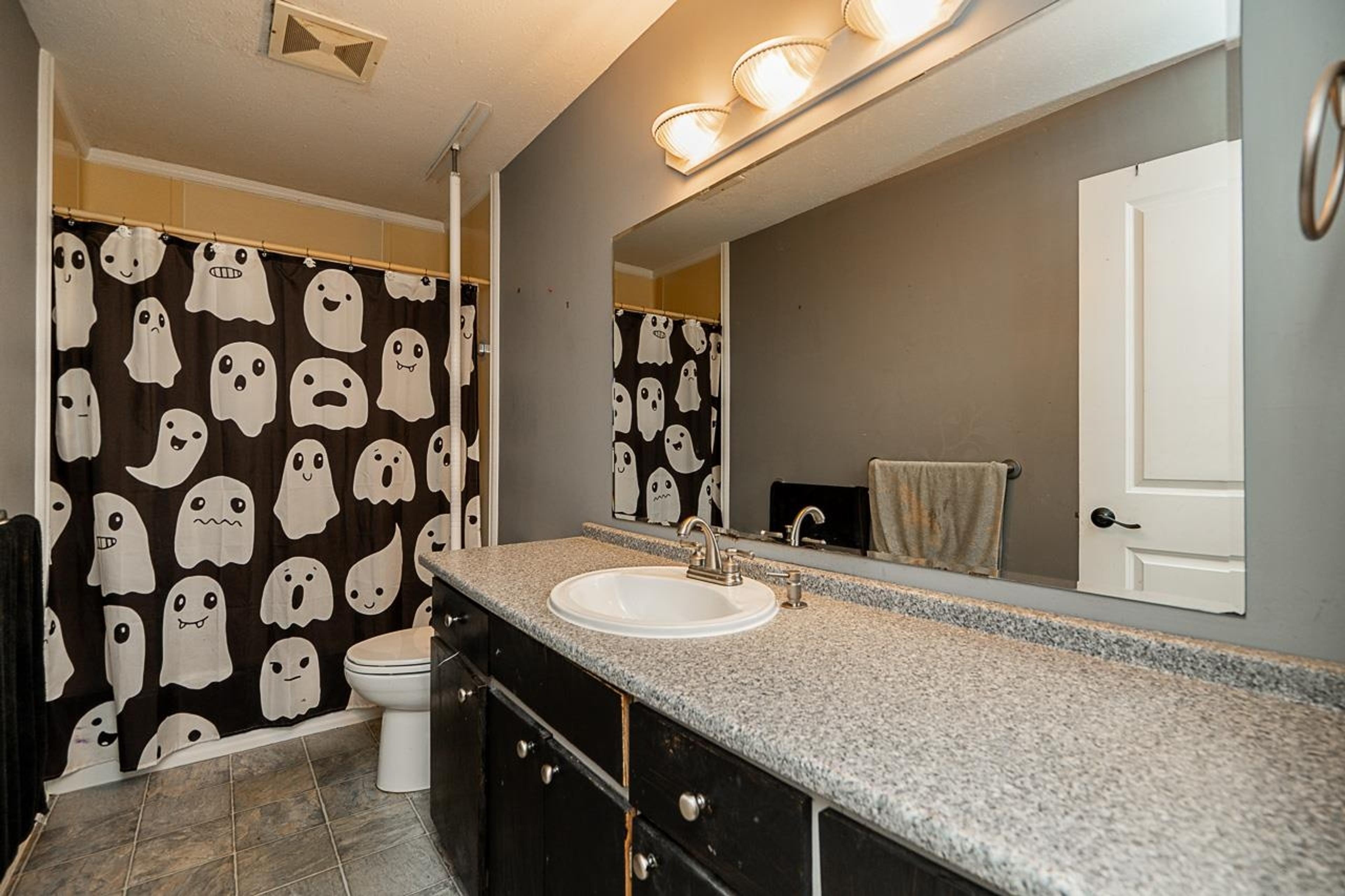 5345 199 STREET - 18