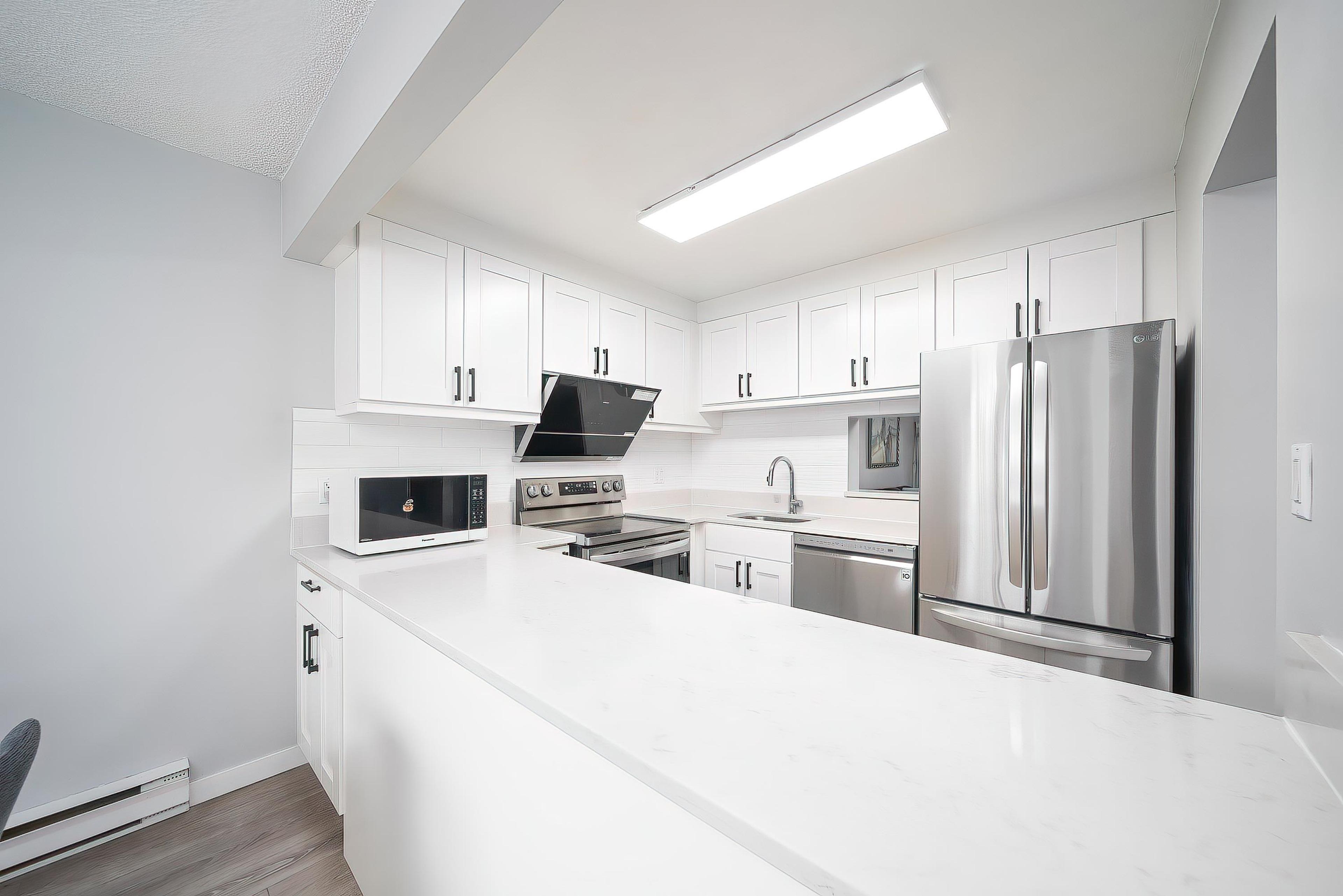 #50 10391 NO. 3 ROAD - 7