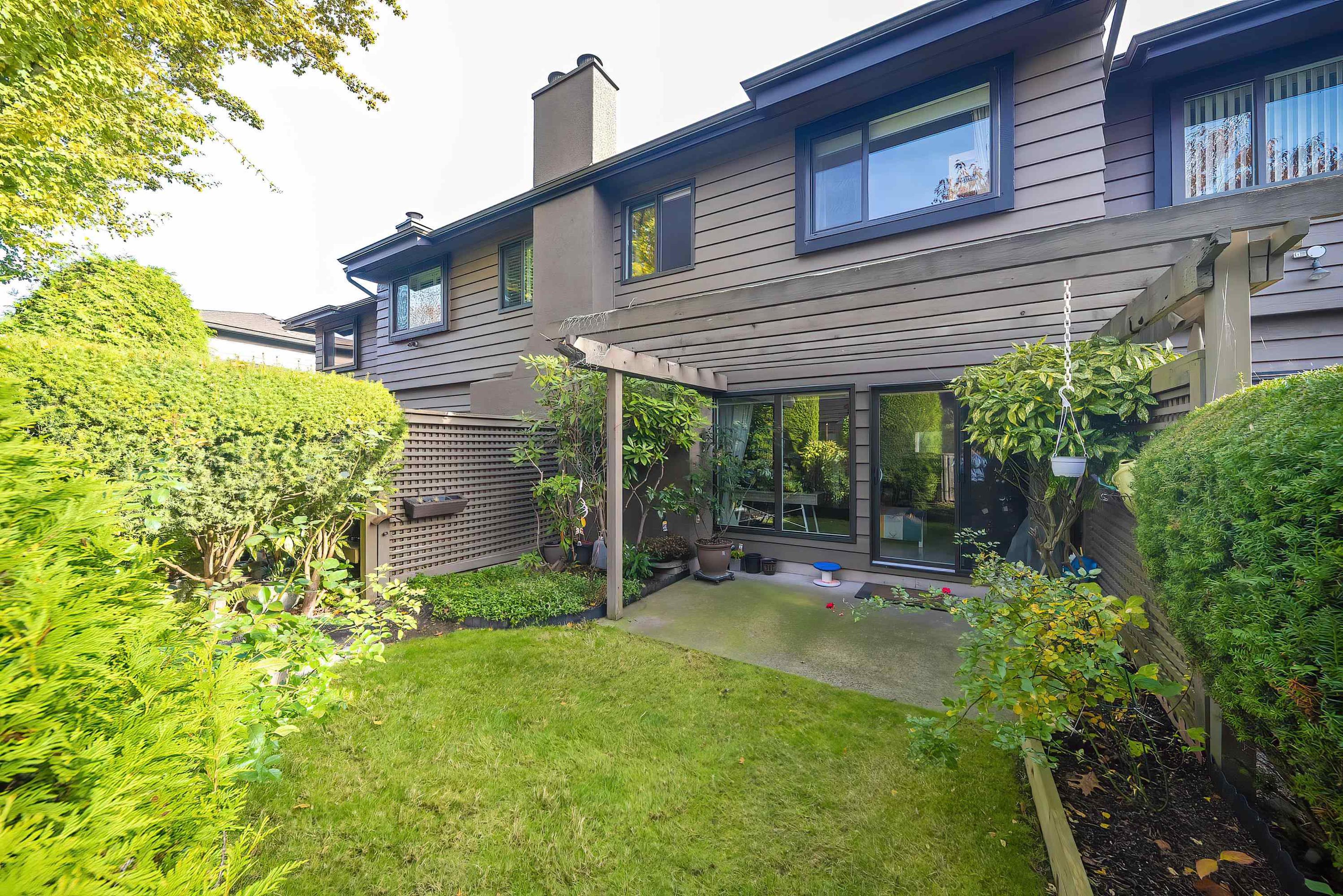 #50 10391 NO. 3 ROAD - 34