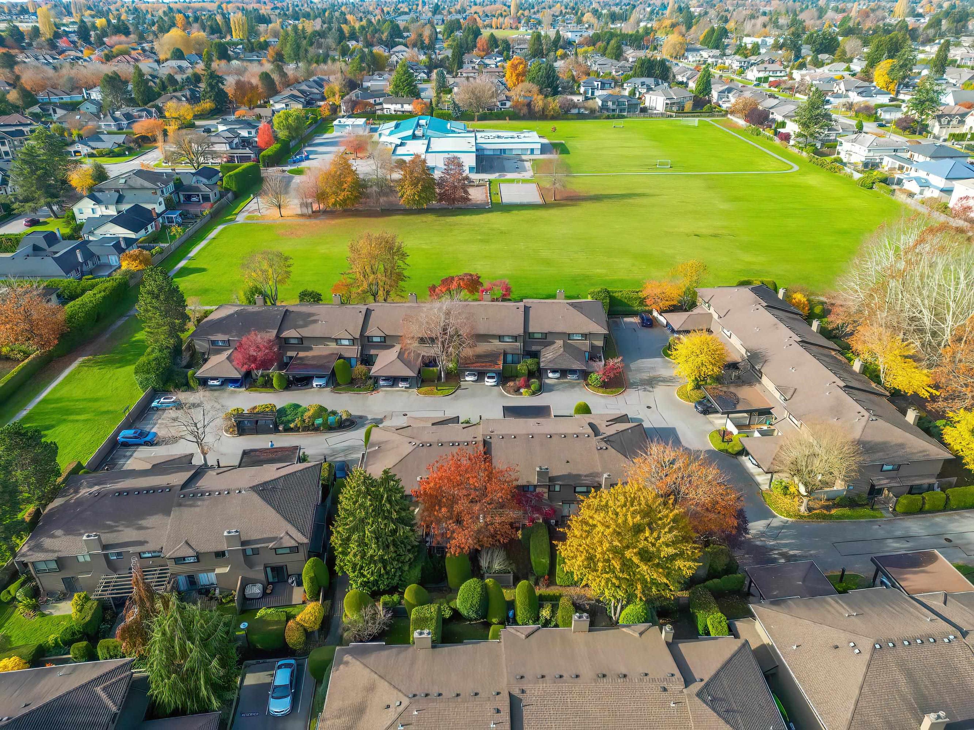 #50 10391 NO. 3 ROAD - 38