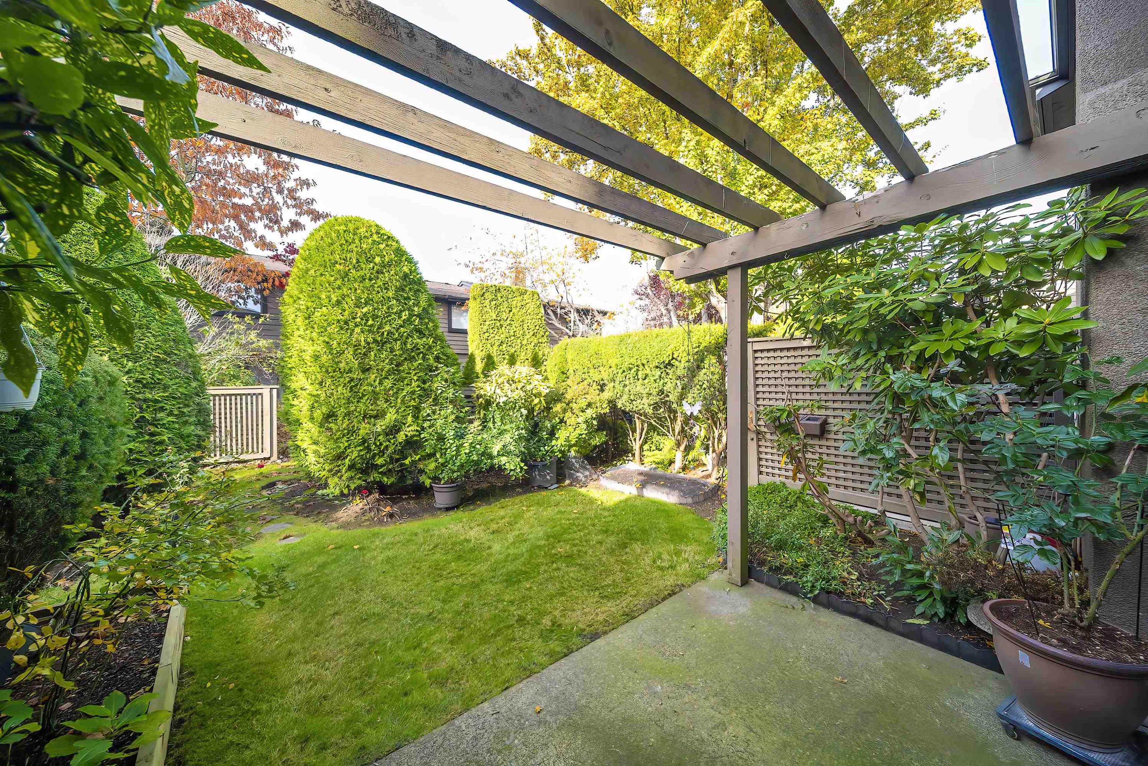 #50 10391 NO. 3 ROAD - 33