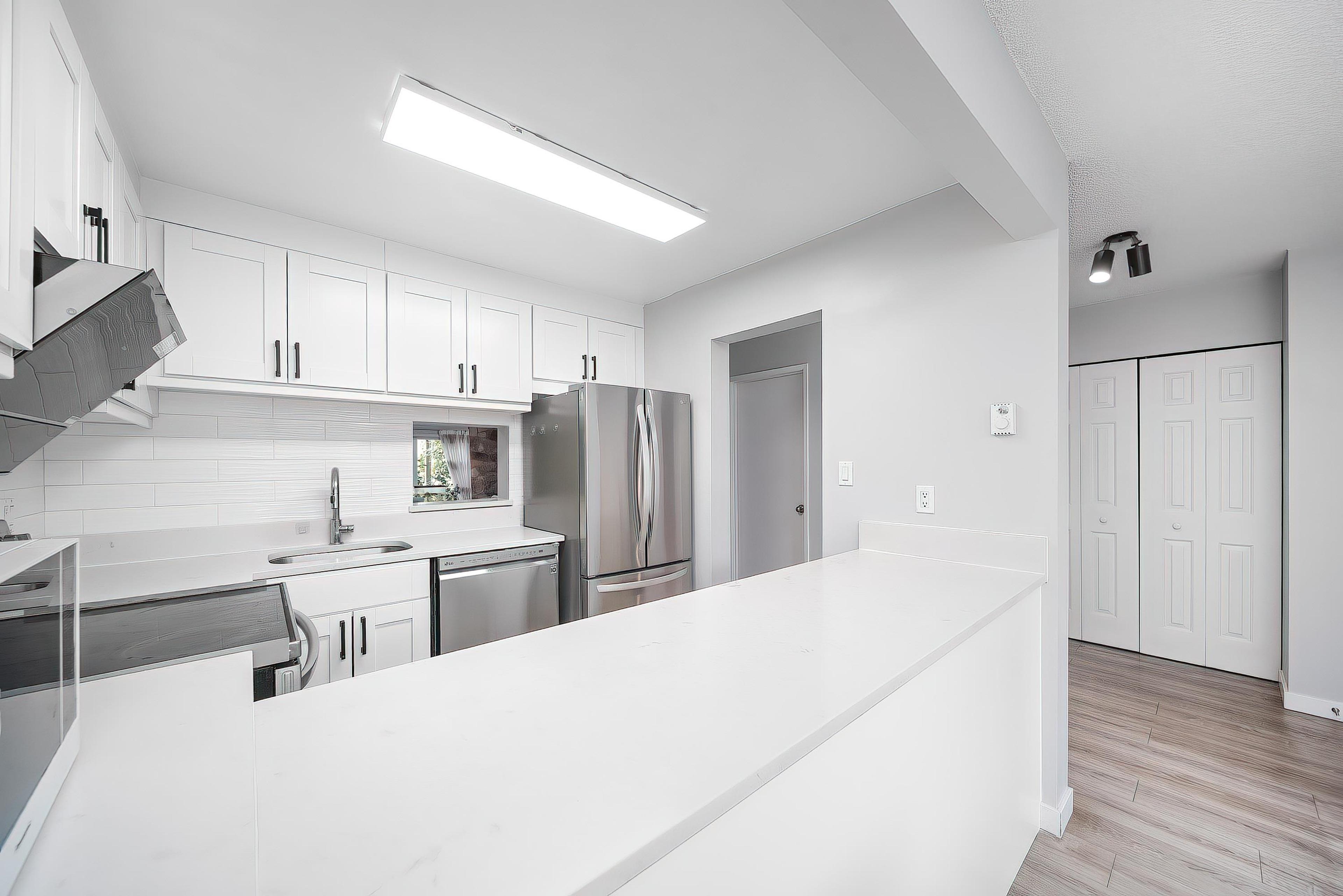 #50 10391 NO. 3 ROAD - 8