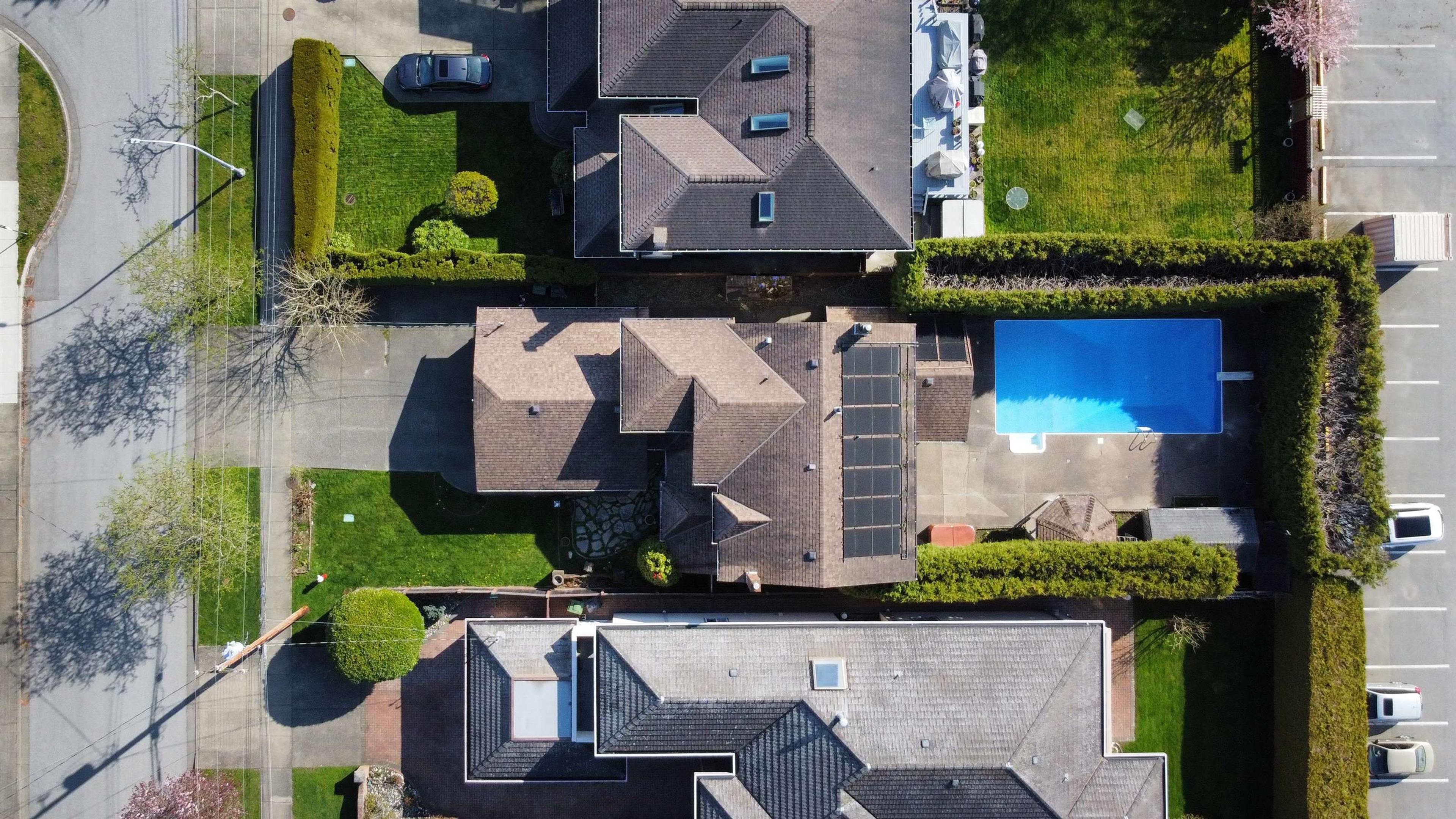 10535 LASSAM ROAD - 6