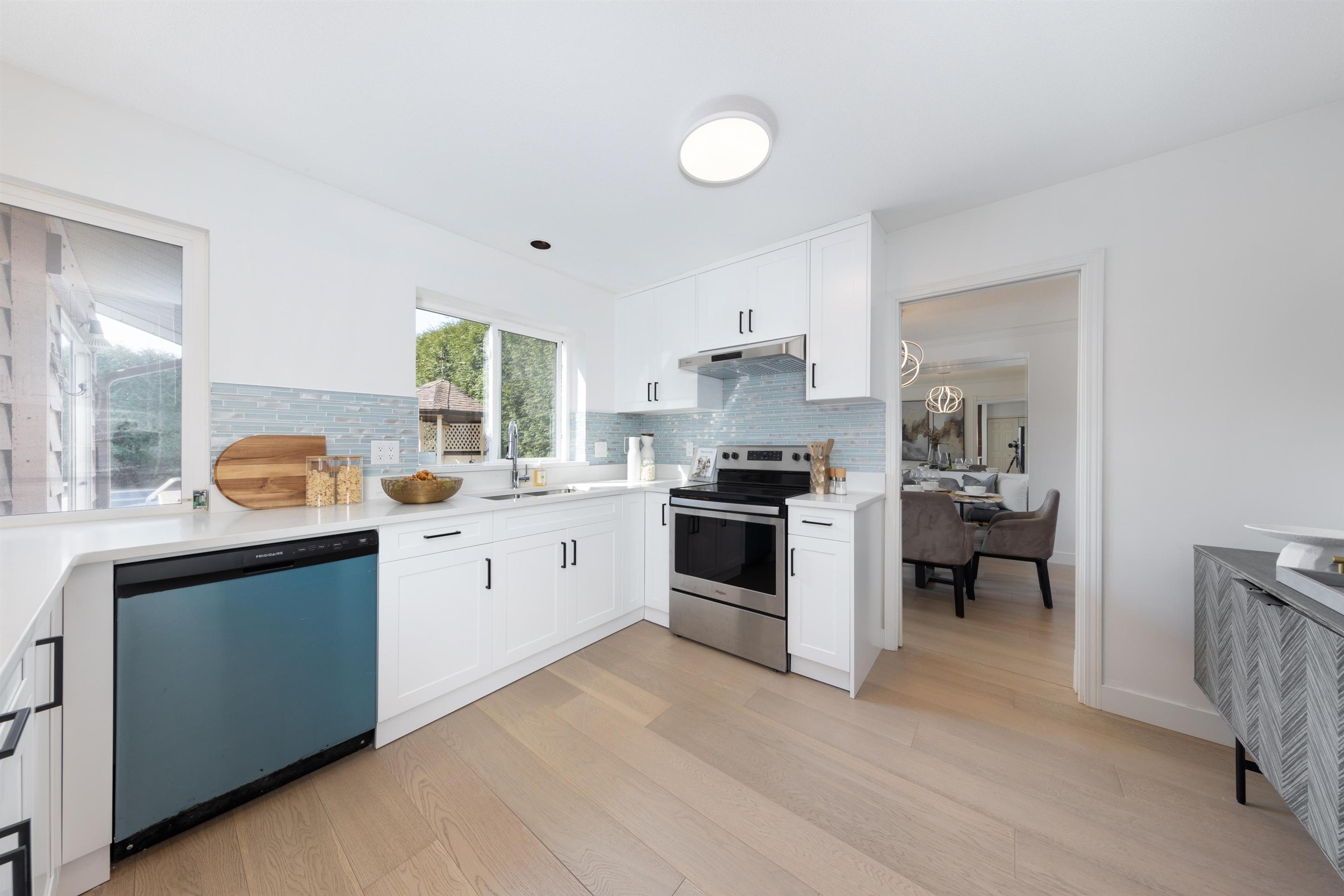 10535 LASSAM ROAD - 13