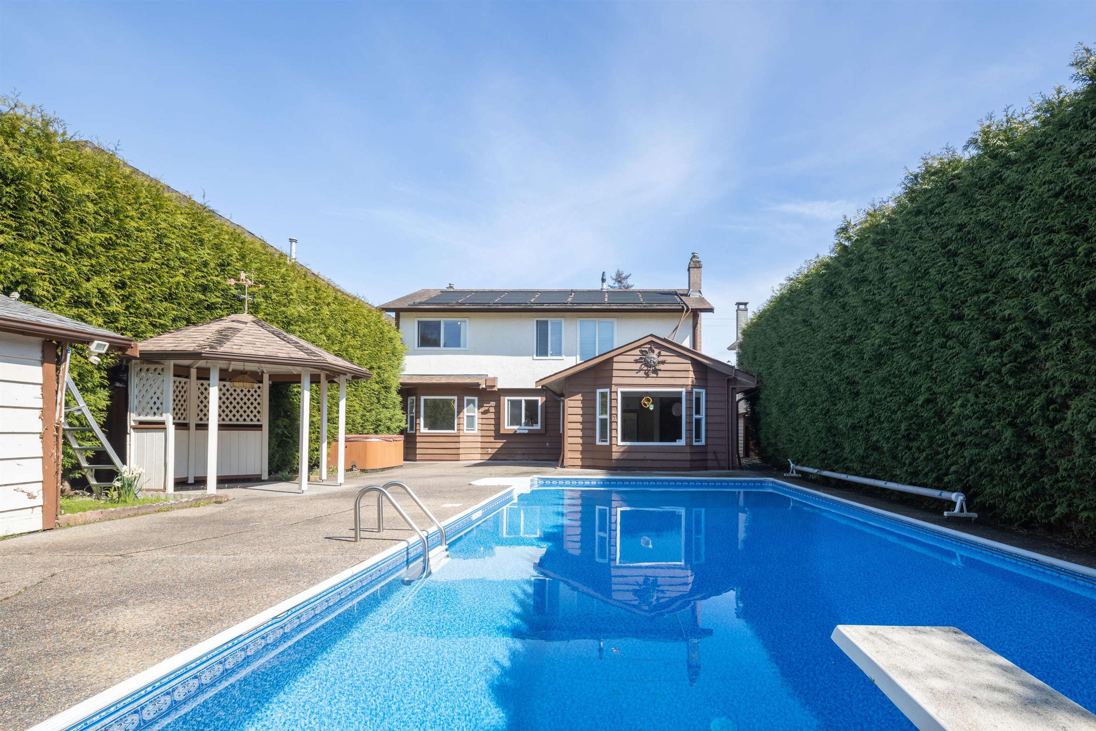 10535 LASSAM ROAD - 5