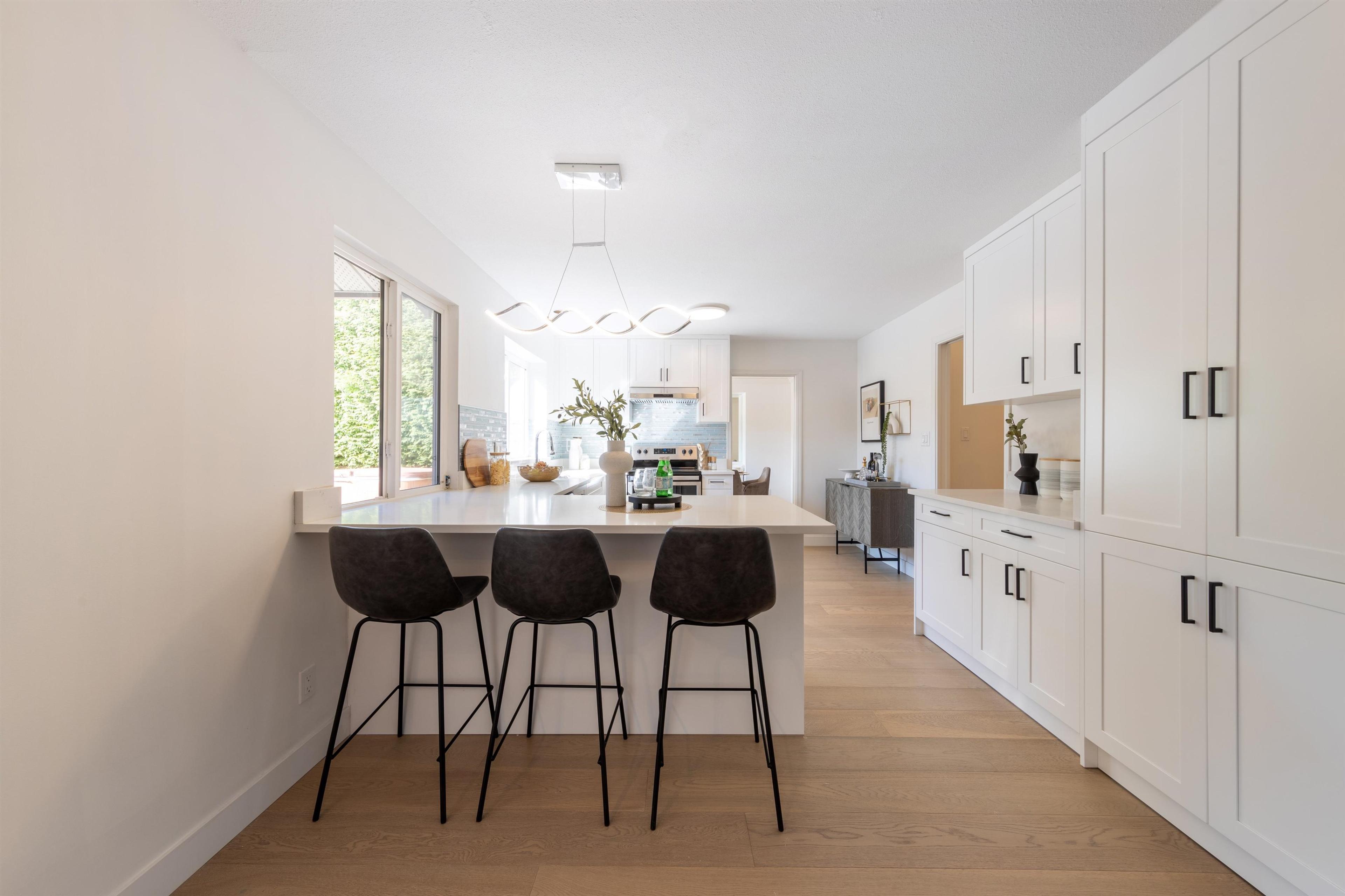 10535 LASSAM ROAD - 18