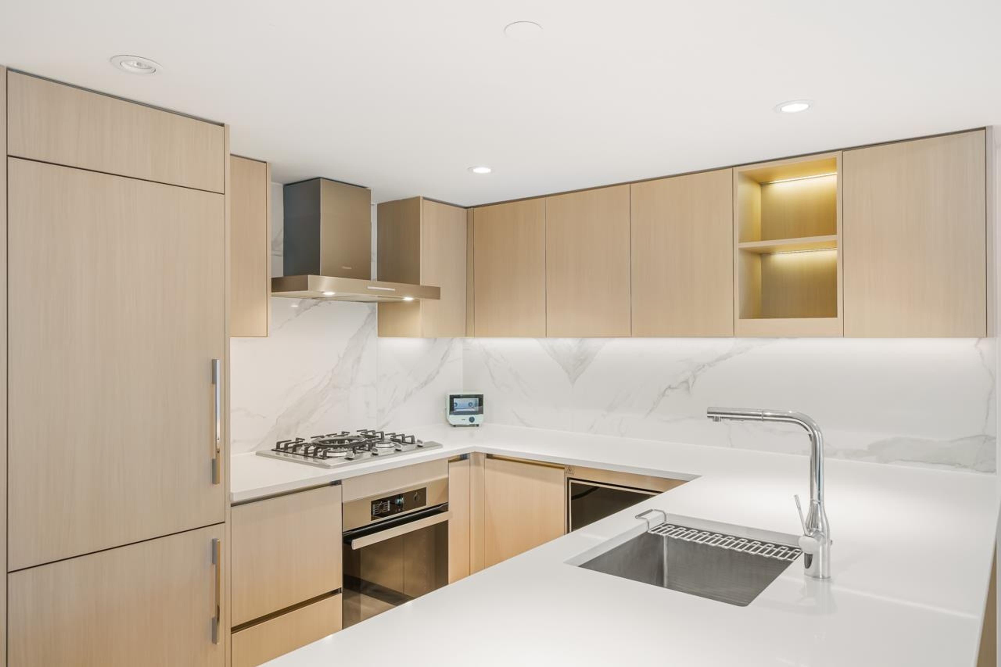 #908 8555 CAPSTAN WAY - 6