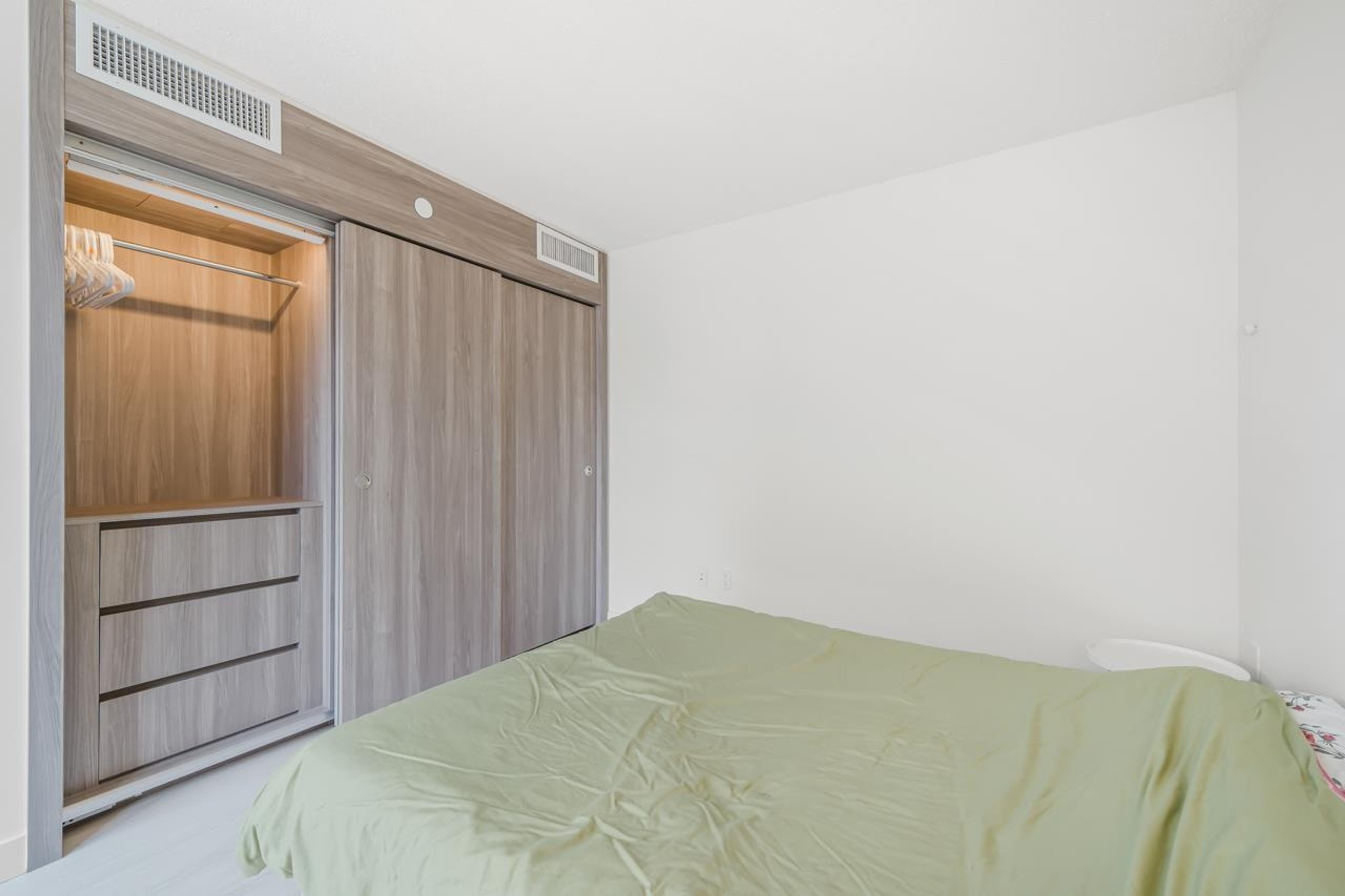 #908 8555 CAPSTAN WAY - 13