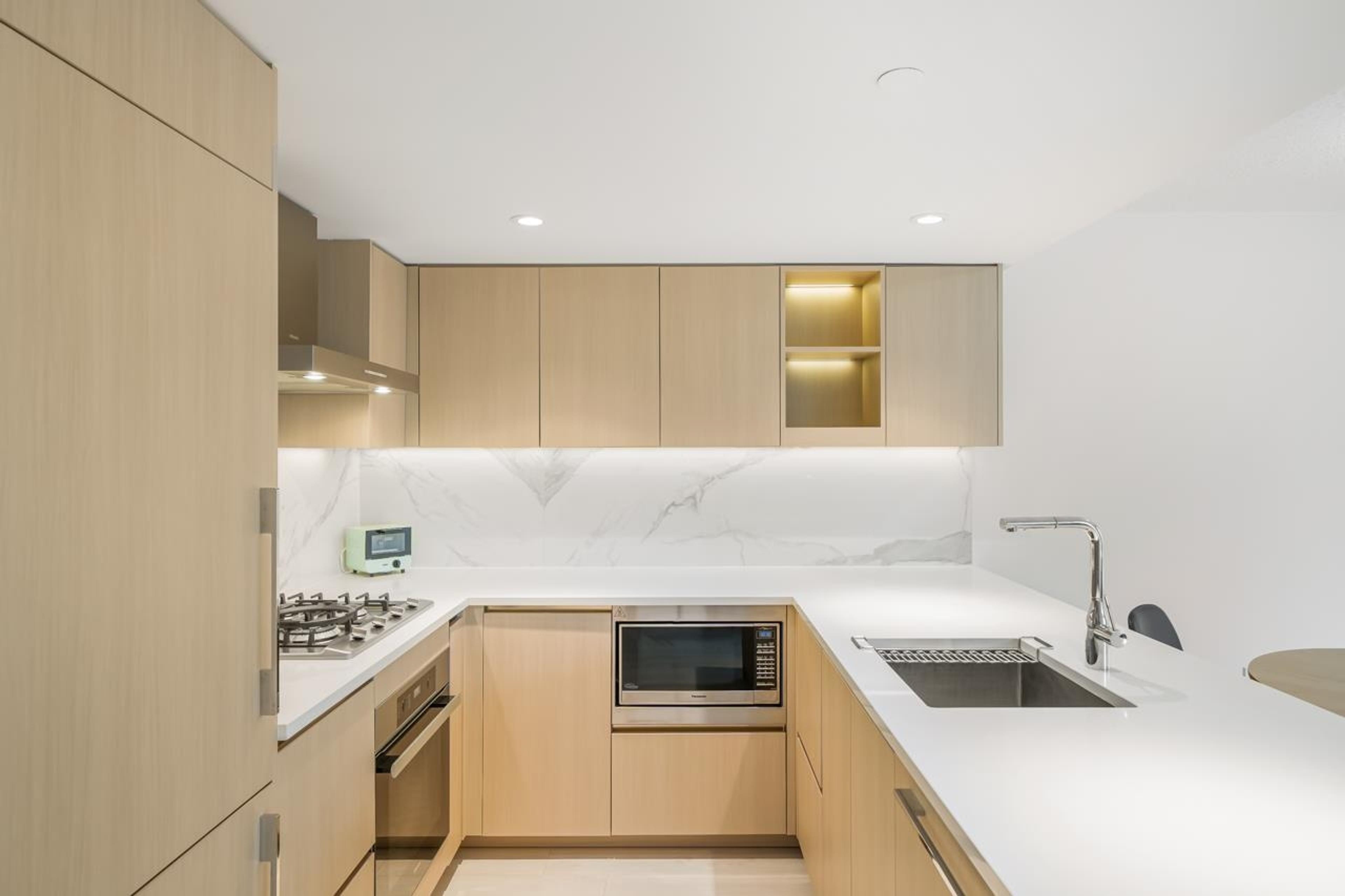 #908 8555 CAPSTAN WAY - 5