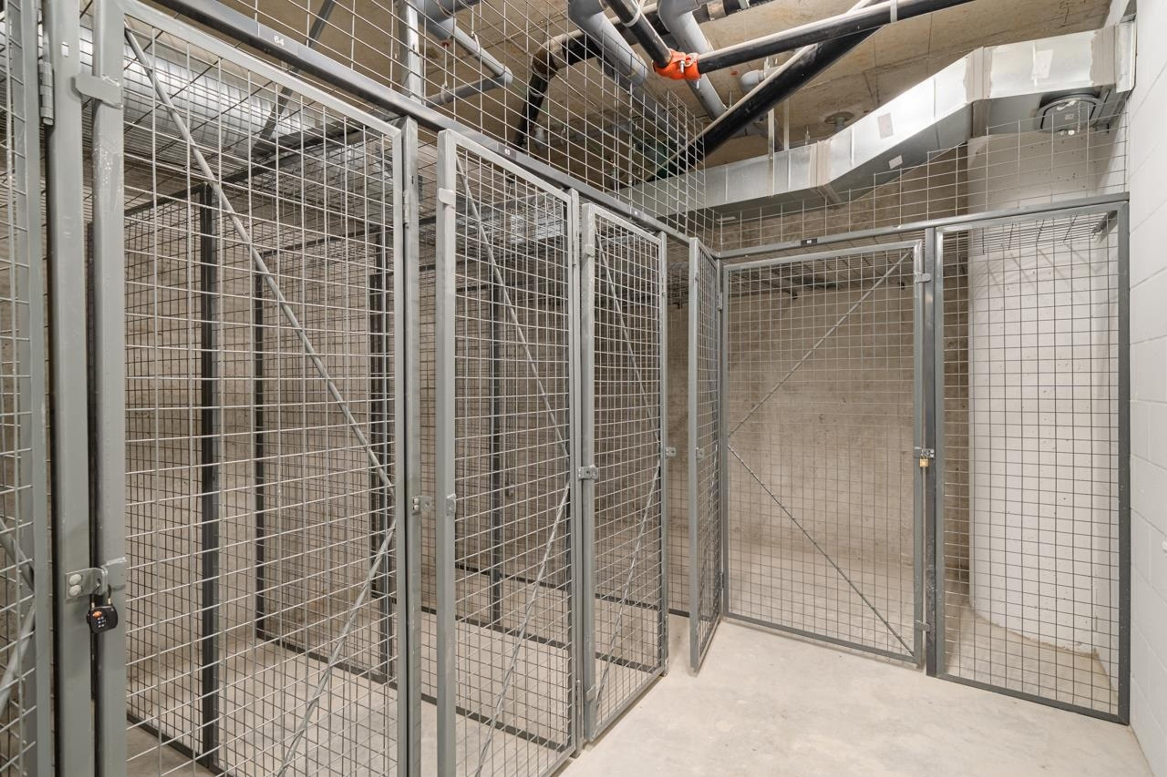 #908 8555 CAPSTAN WAY - 35