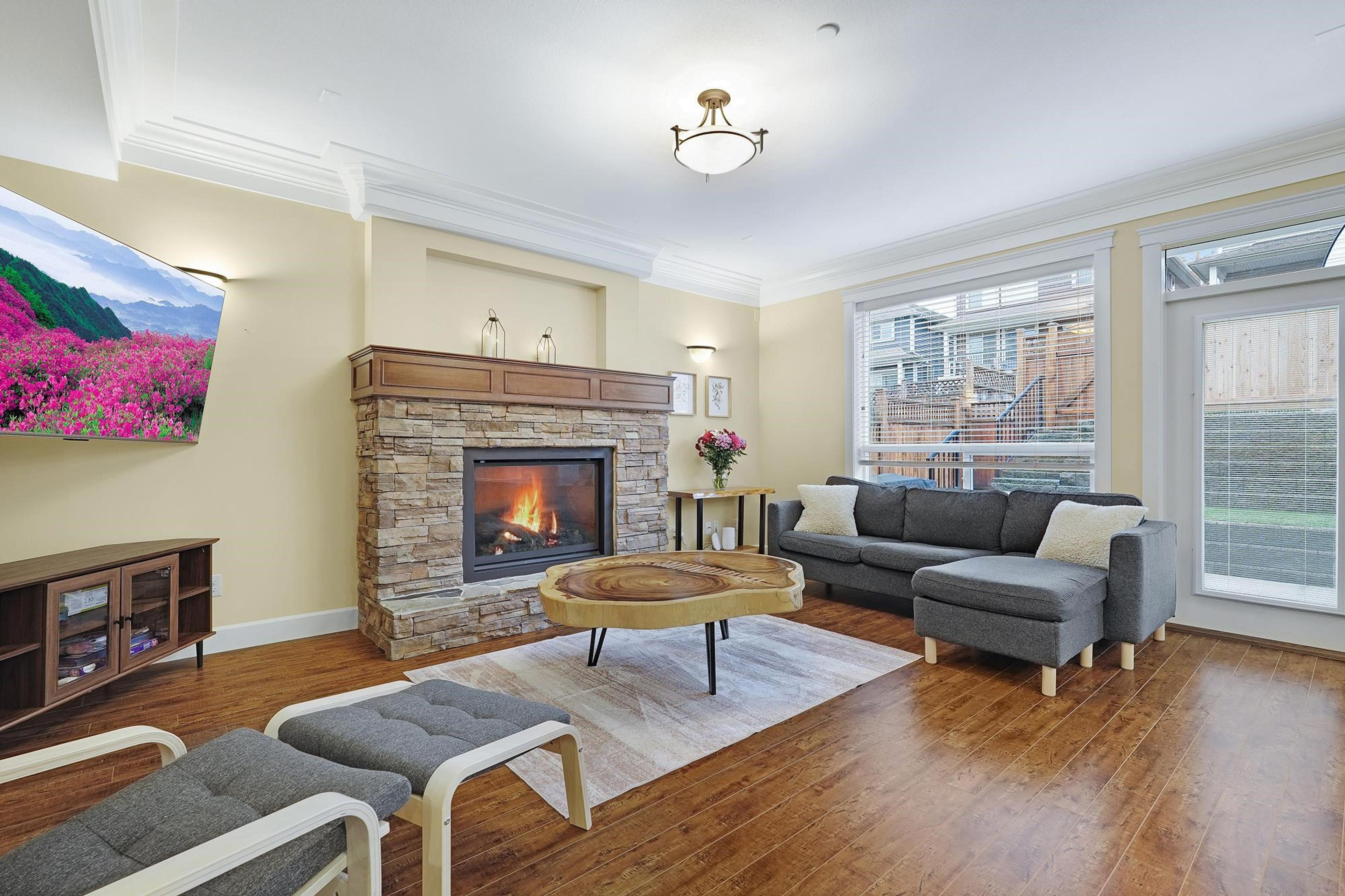 11229 CREEKSIDE STREET - 12