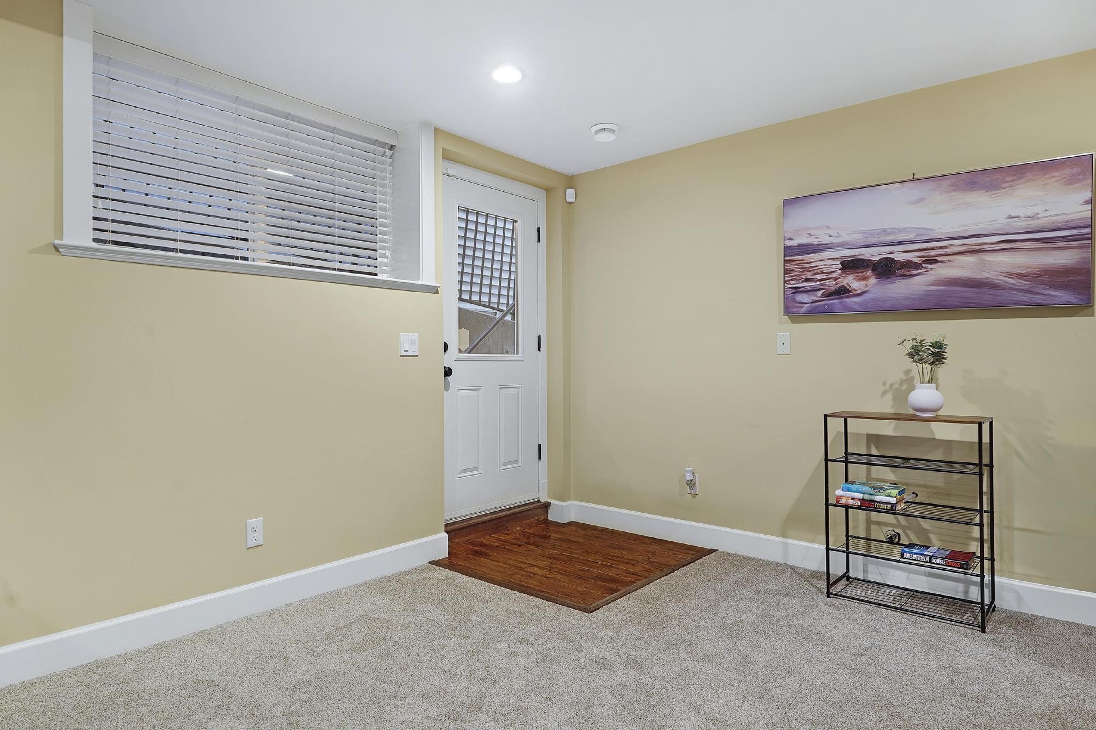 11229 CREEKSIDE STREET - 36