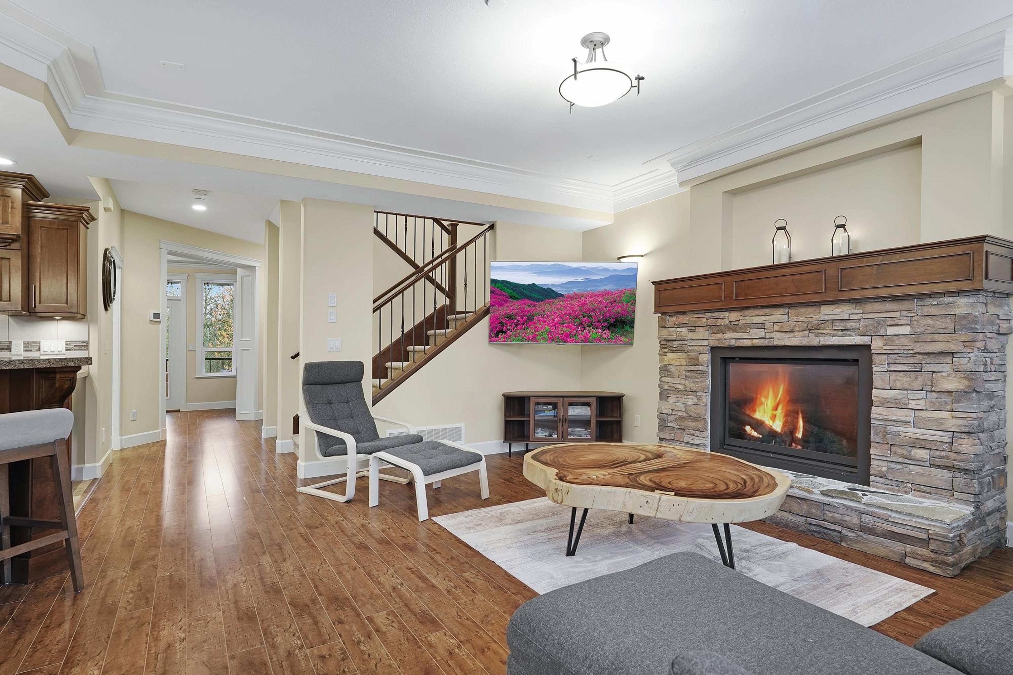 11229 CREEKSIDE STREET - 11