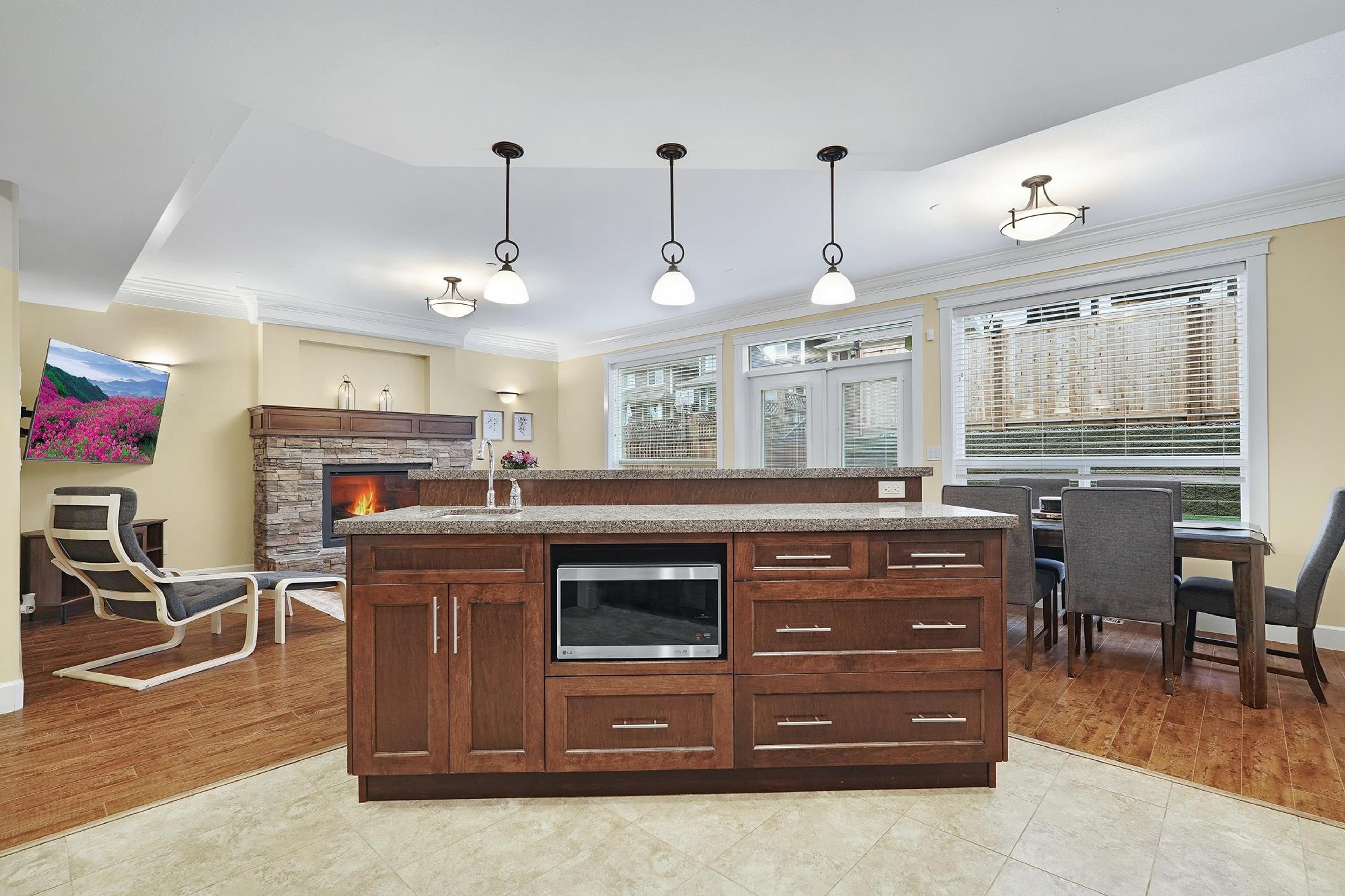 11229 CREEKSIDE STREET - 19