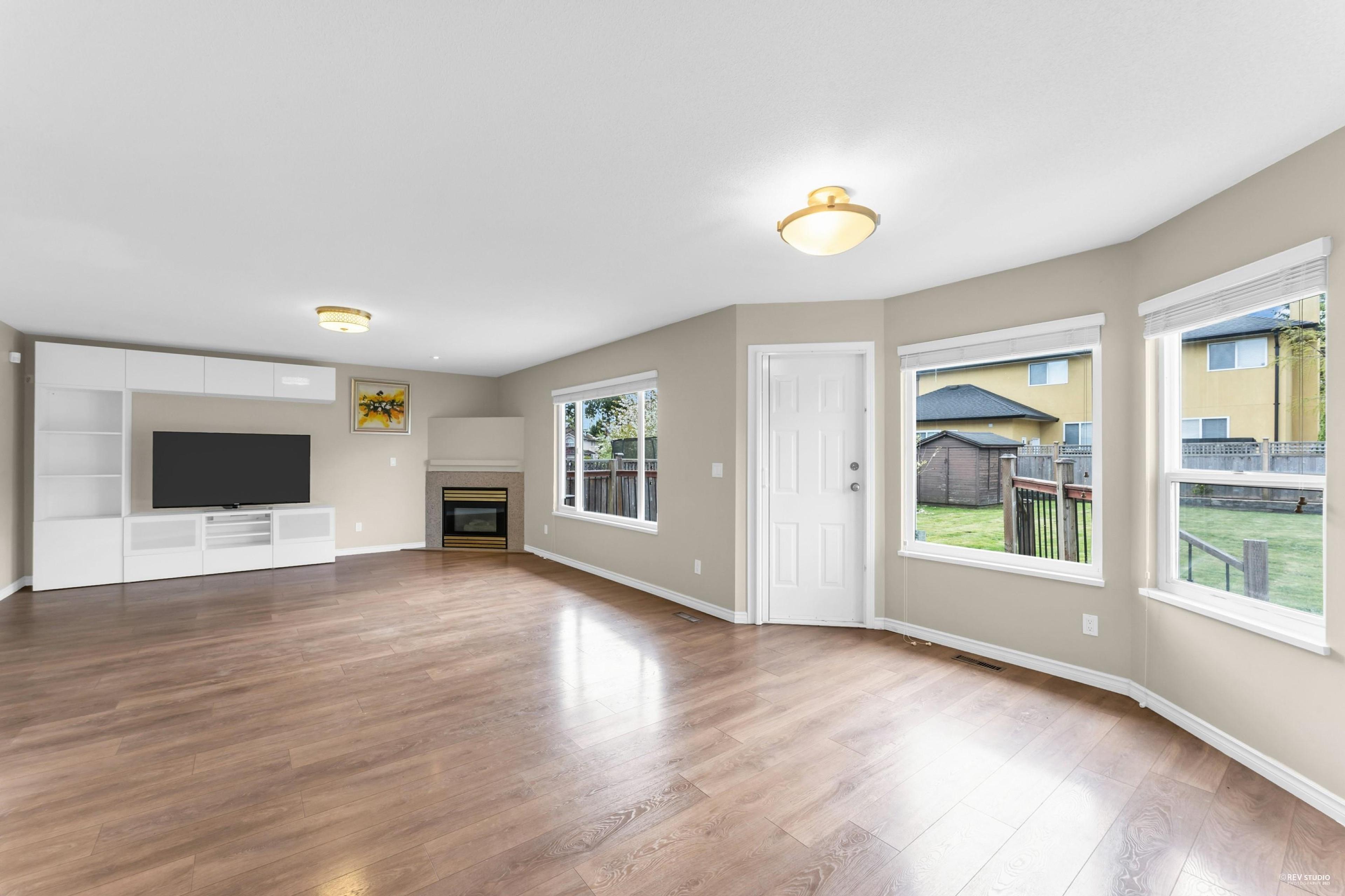 15674 101A AVENUE - 13