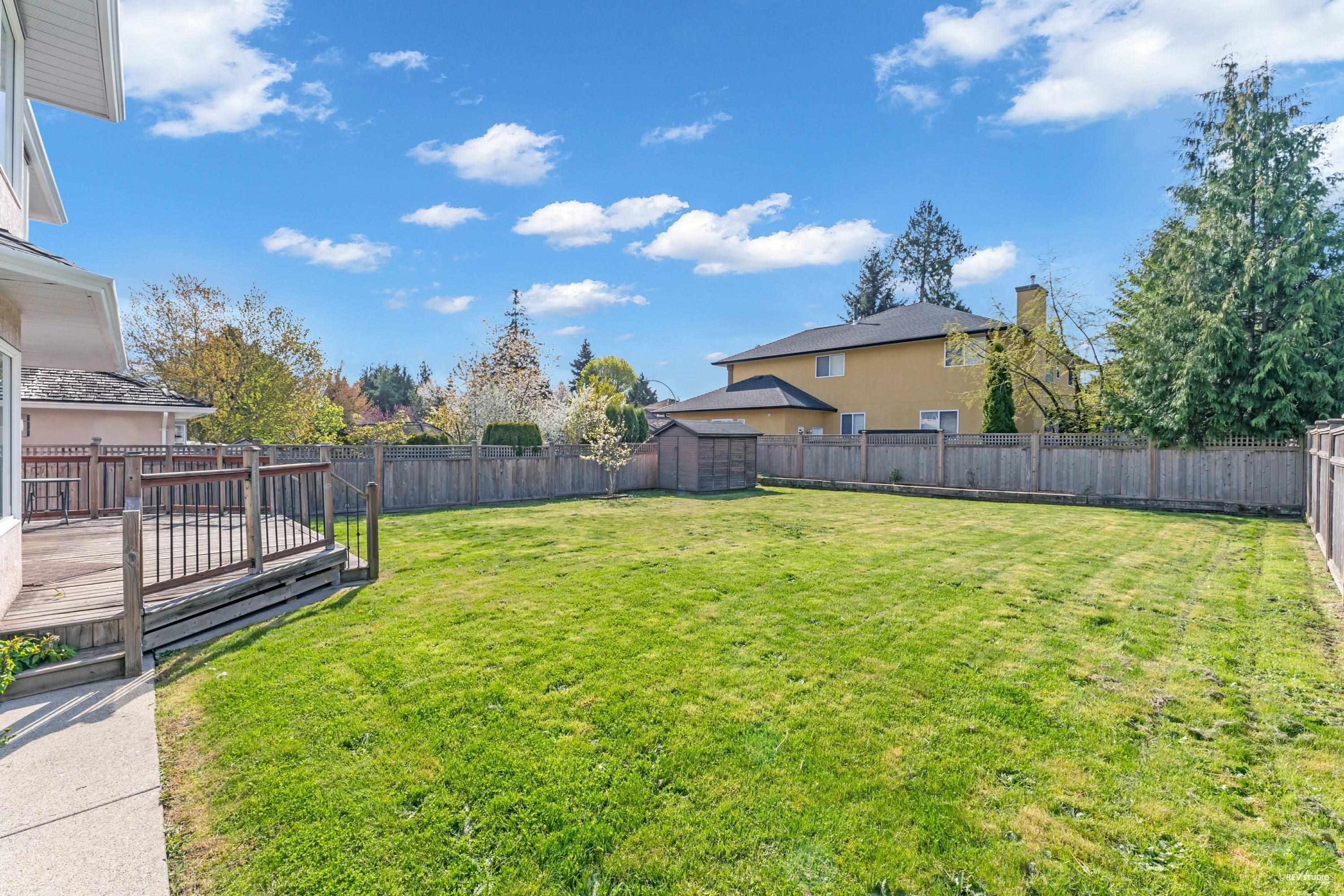 15674 101A AVENUE - 33