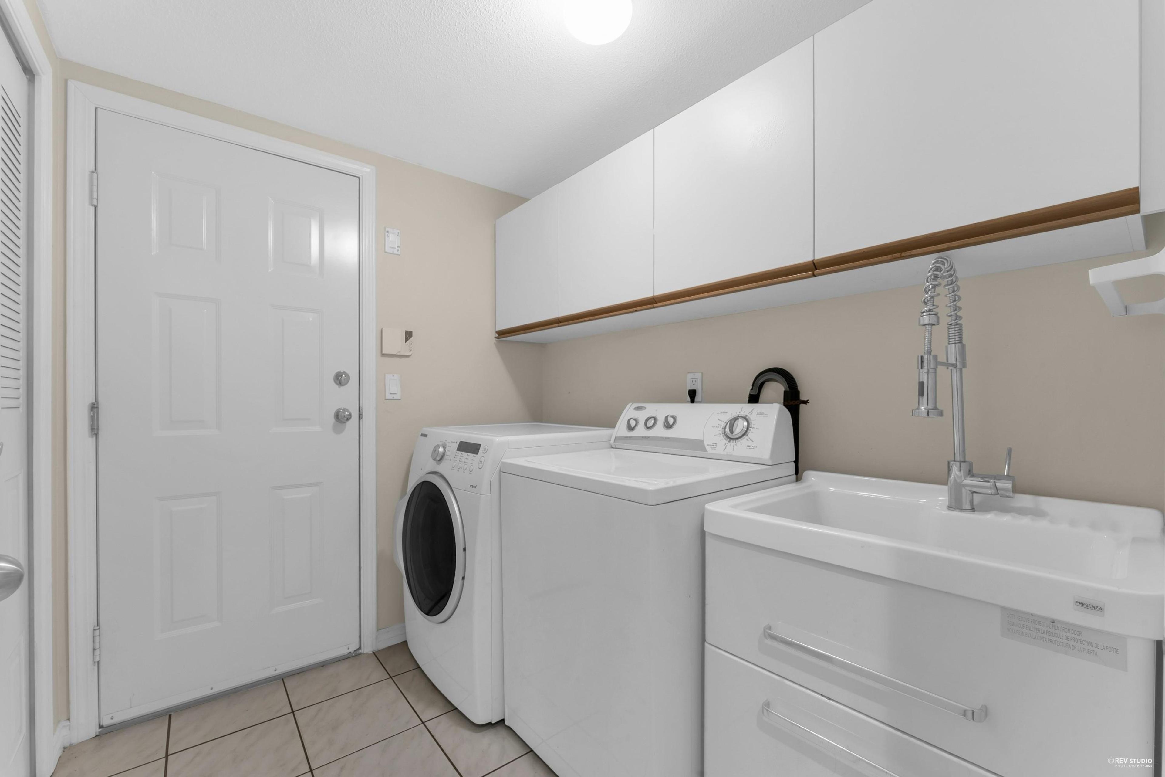 15674 101A AVENUE - 18