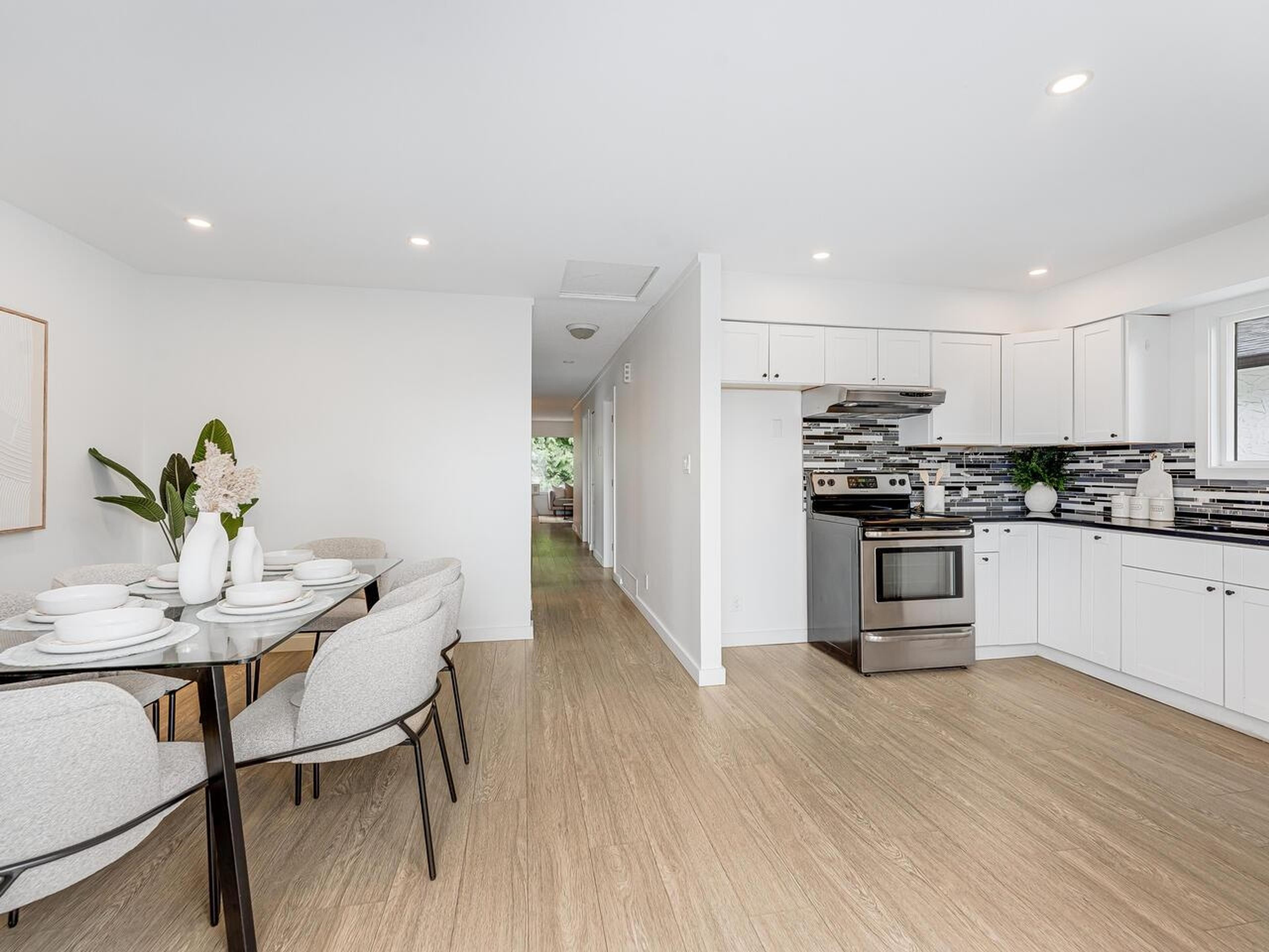 1732 PRAIRIE AVENUE - 12