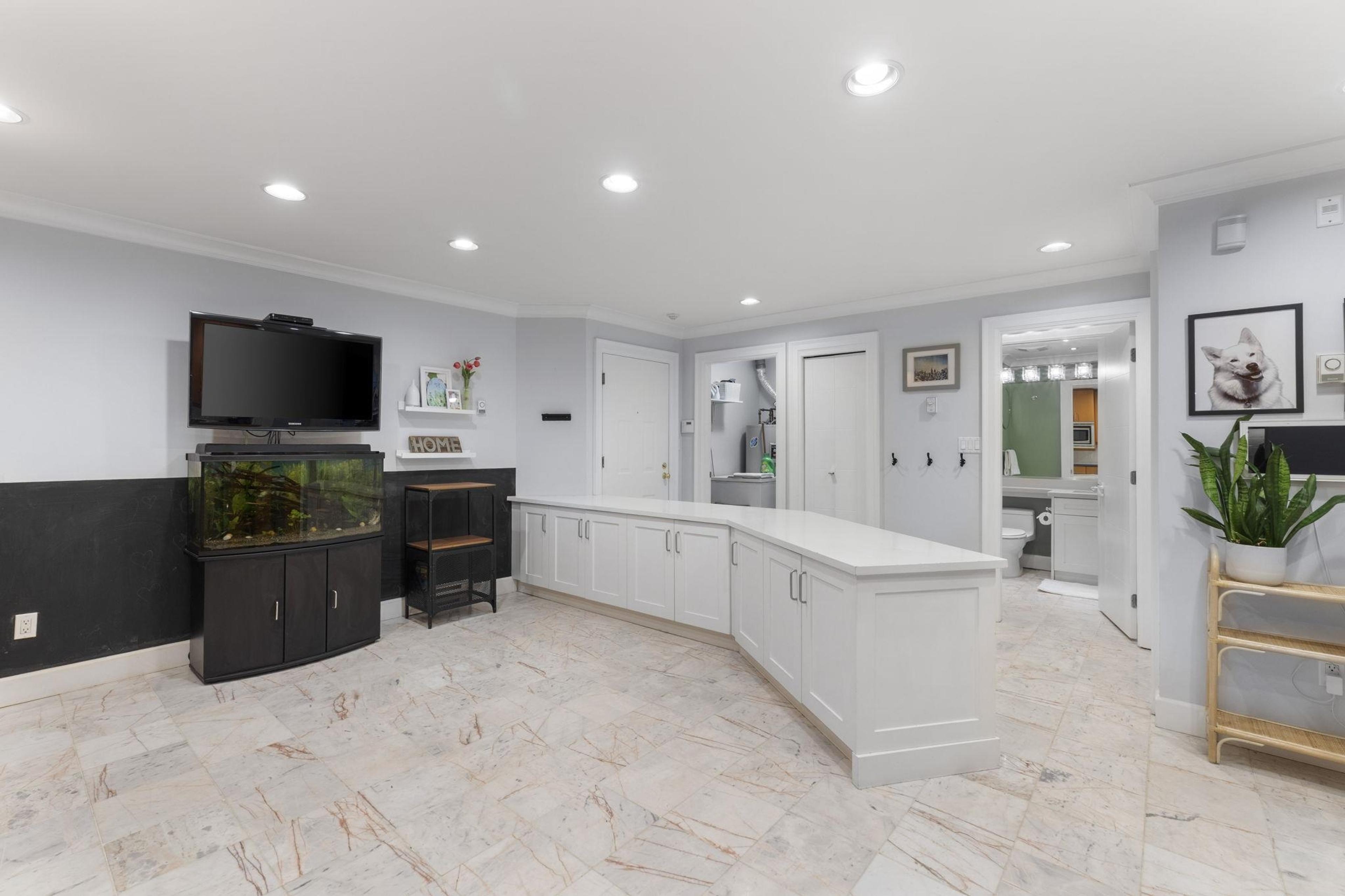 #102 1500 OSTLER COURT - 12