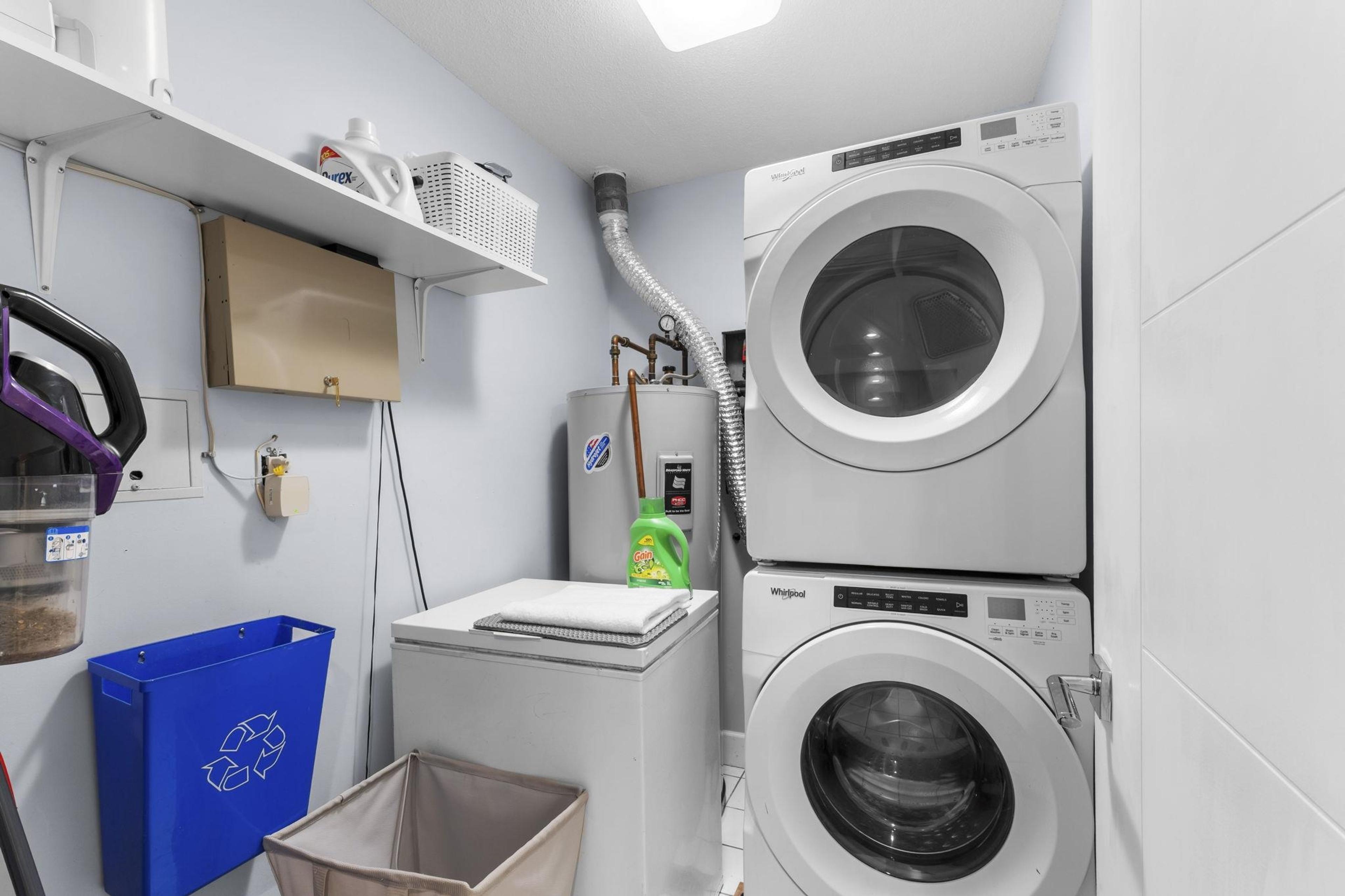 #102 1500 OSTLER COURT - 26