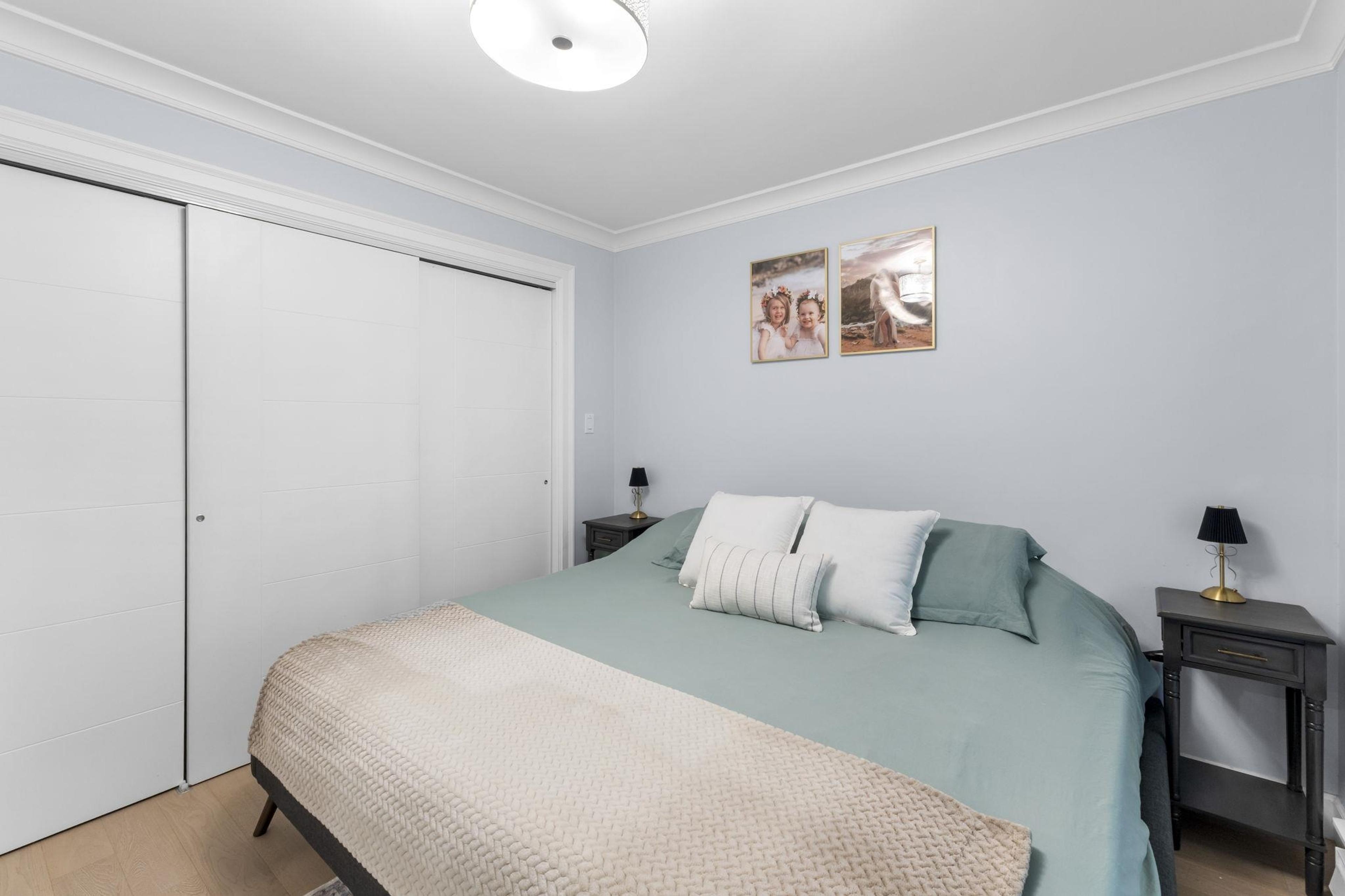 #102 1500 OSTLER COURT - 18