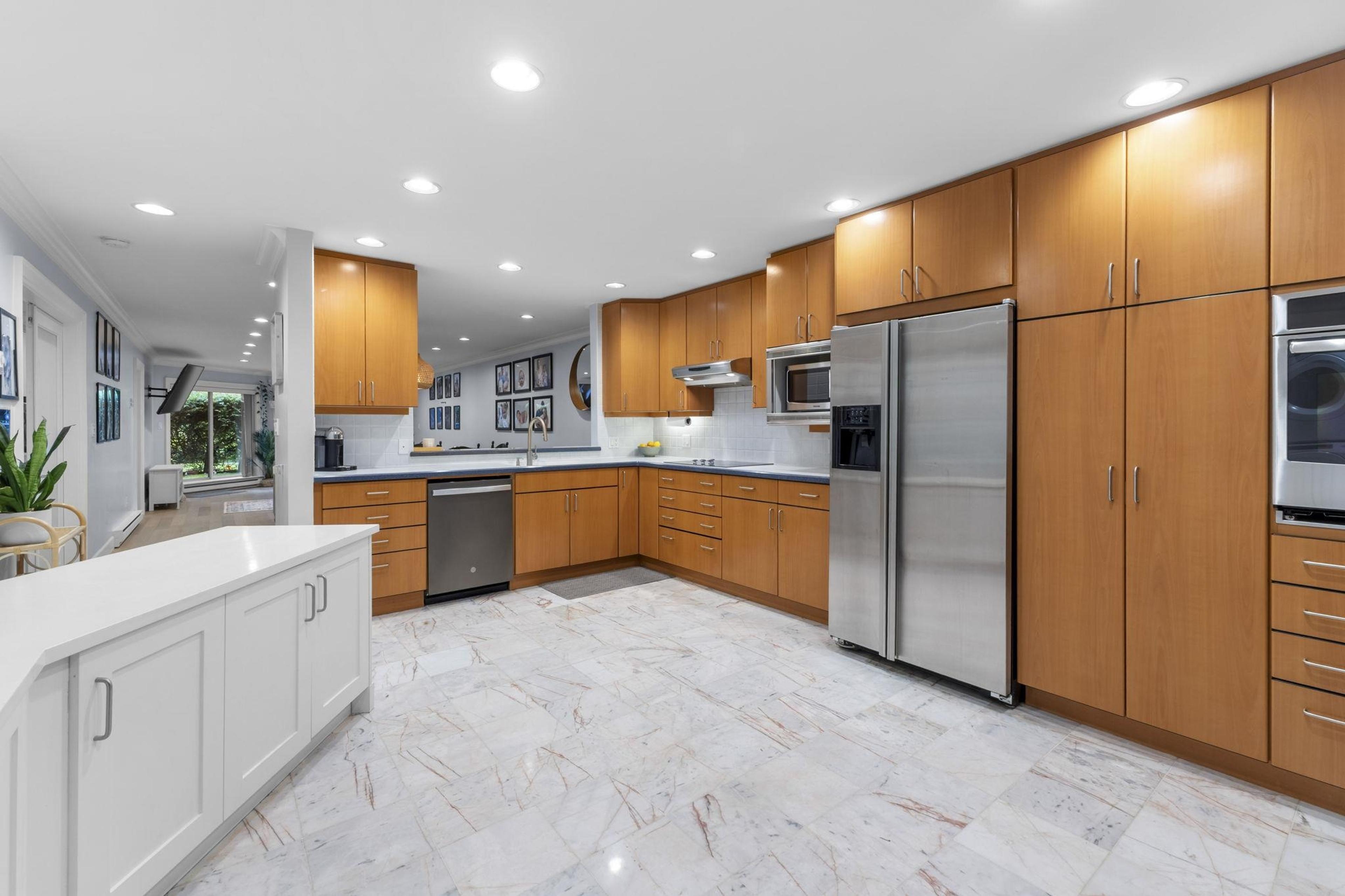 #102 1500 OSTLER COURT - 15