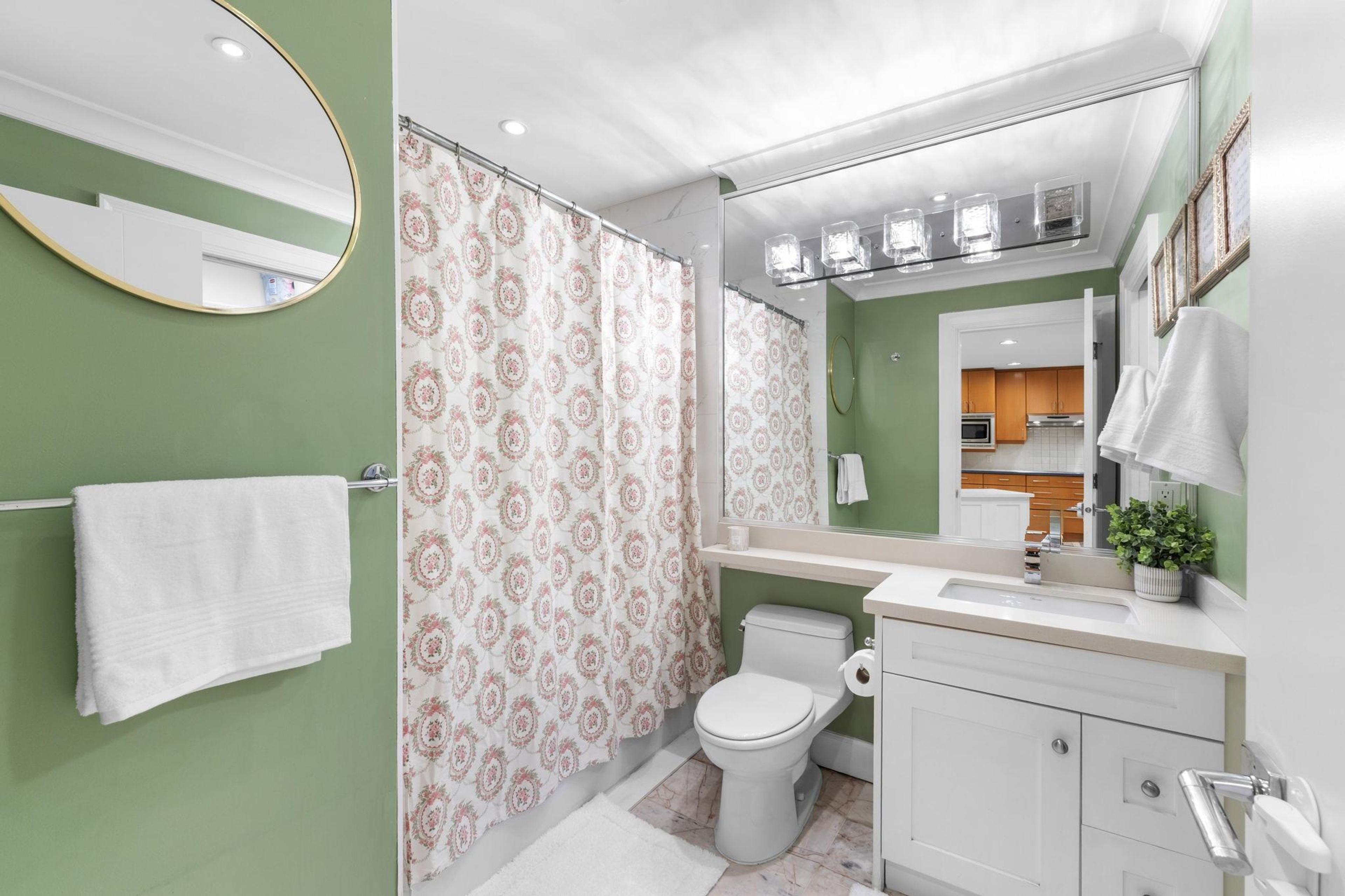 #102 1500 OSTLER COURT - 25