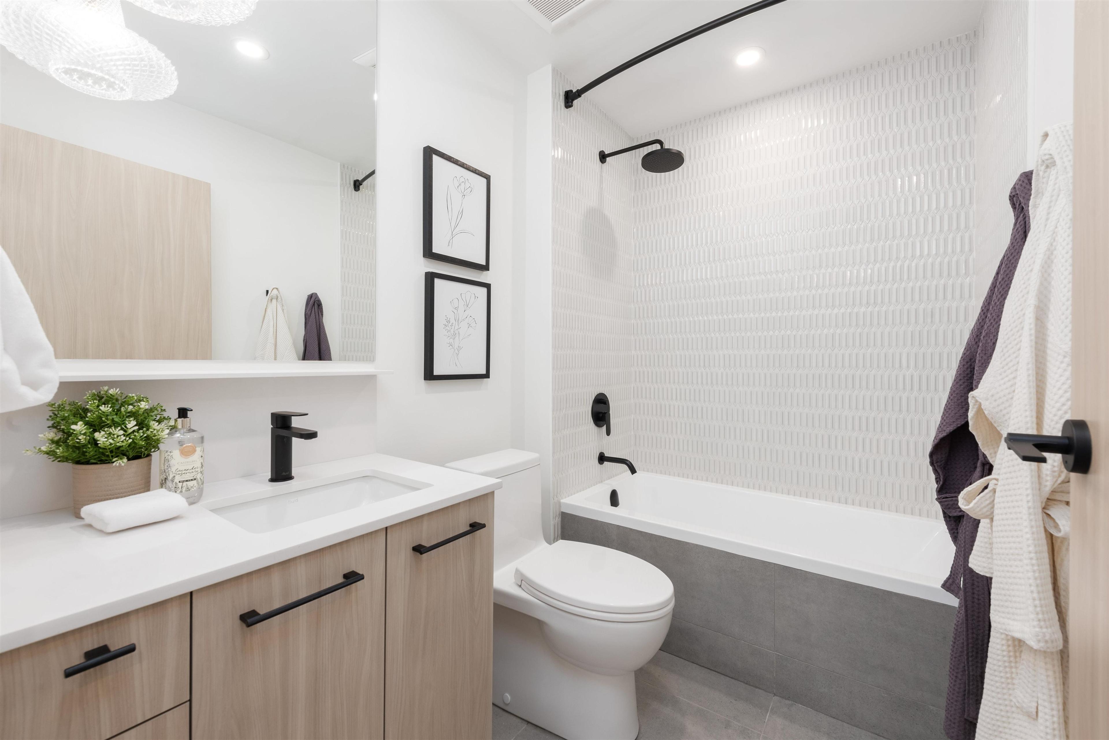 1489 W 52ND AVENUE - 22