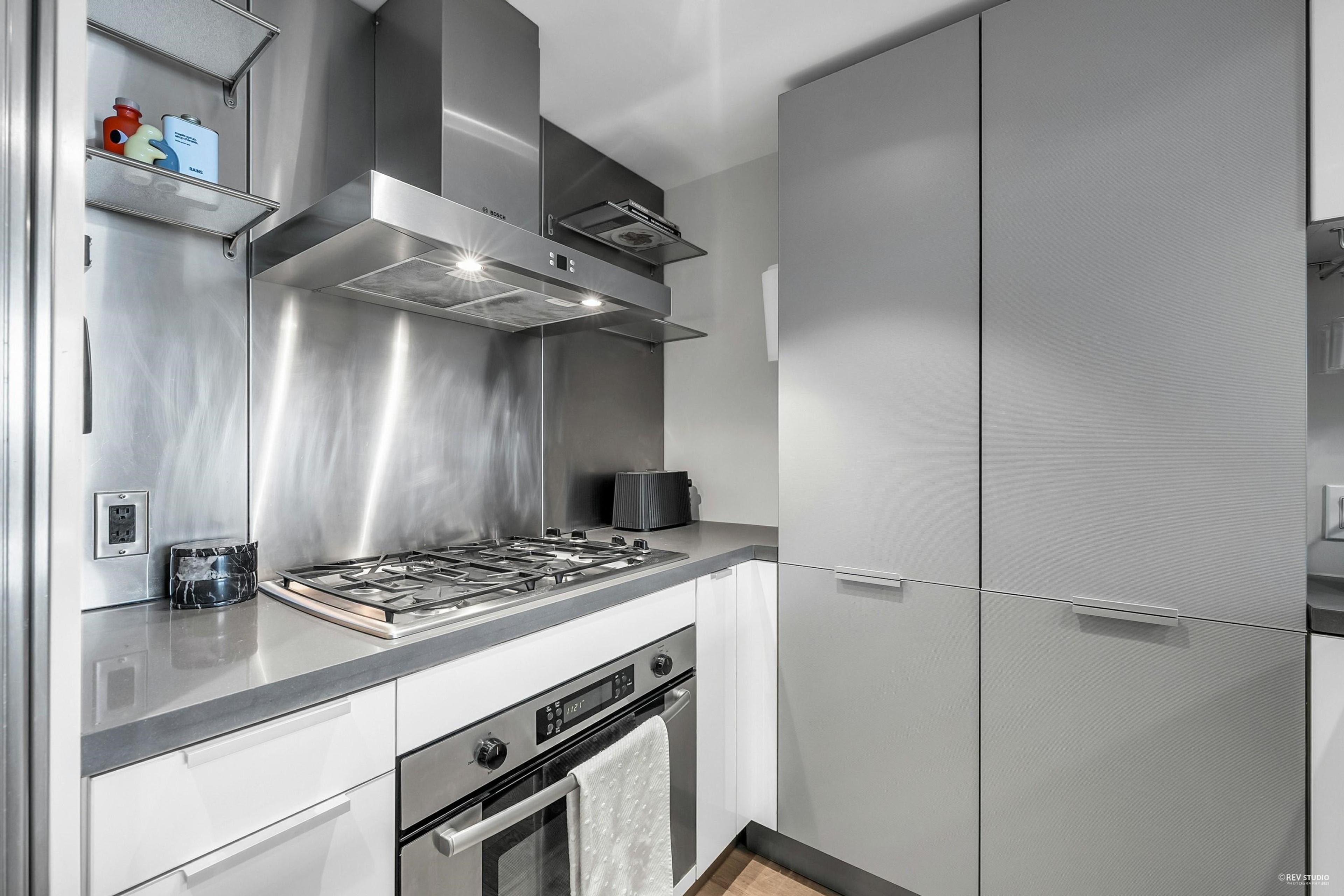 #1907 788 RICHARDS STREET - 12