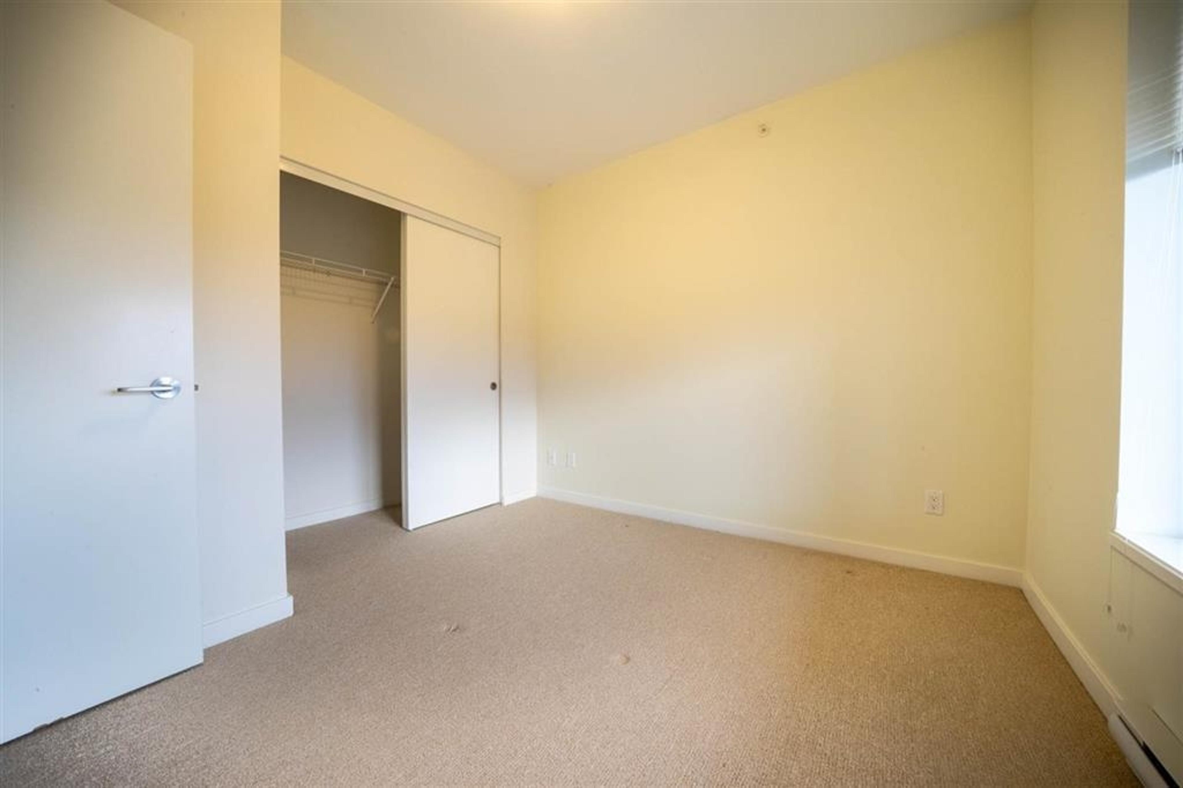 #1905 3080 LINCOLN AVENUE - 12