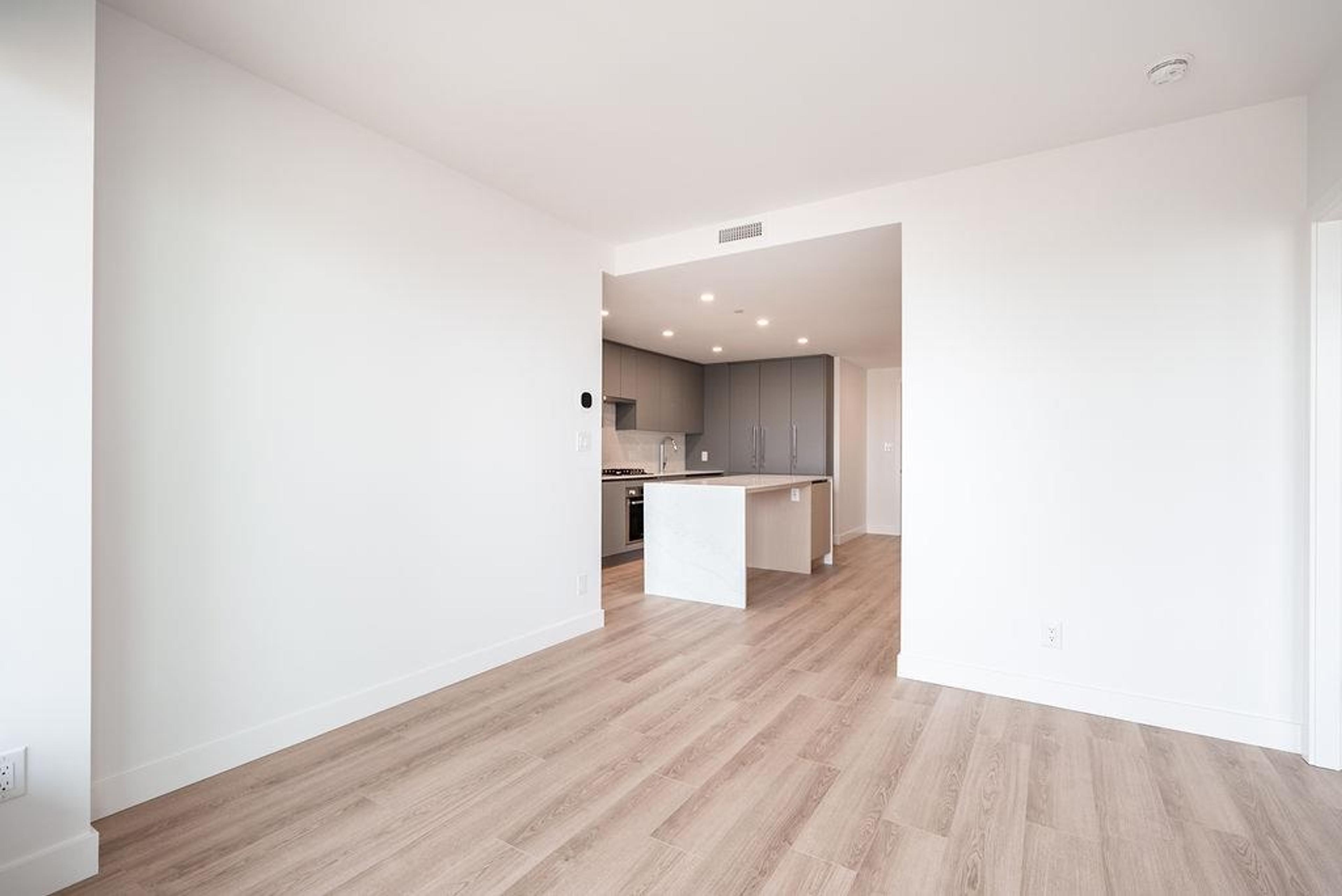 #1201 5593 NO. 3 ROAD - 9