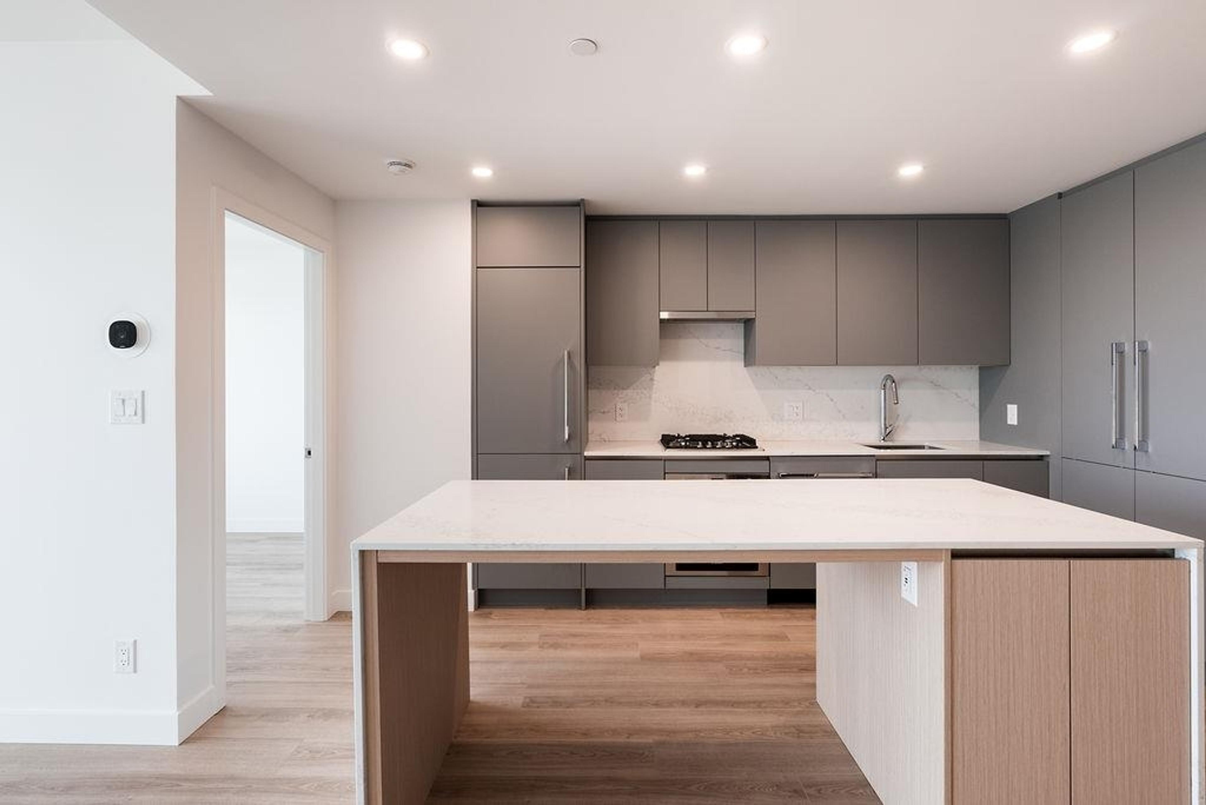 #1201 5593 NO. 3 ROAD - 14