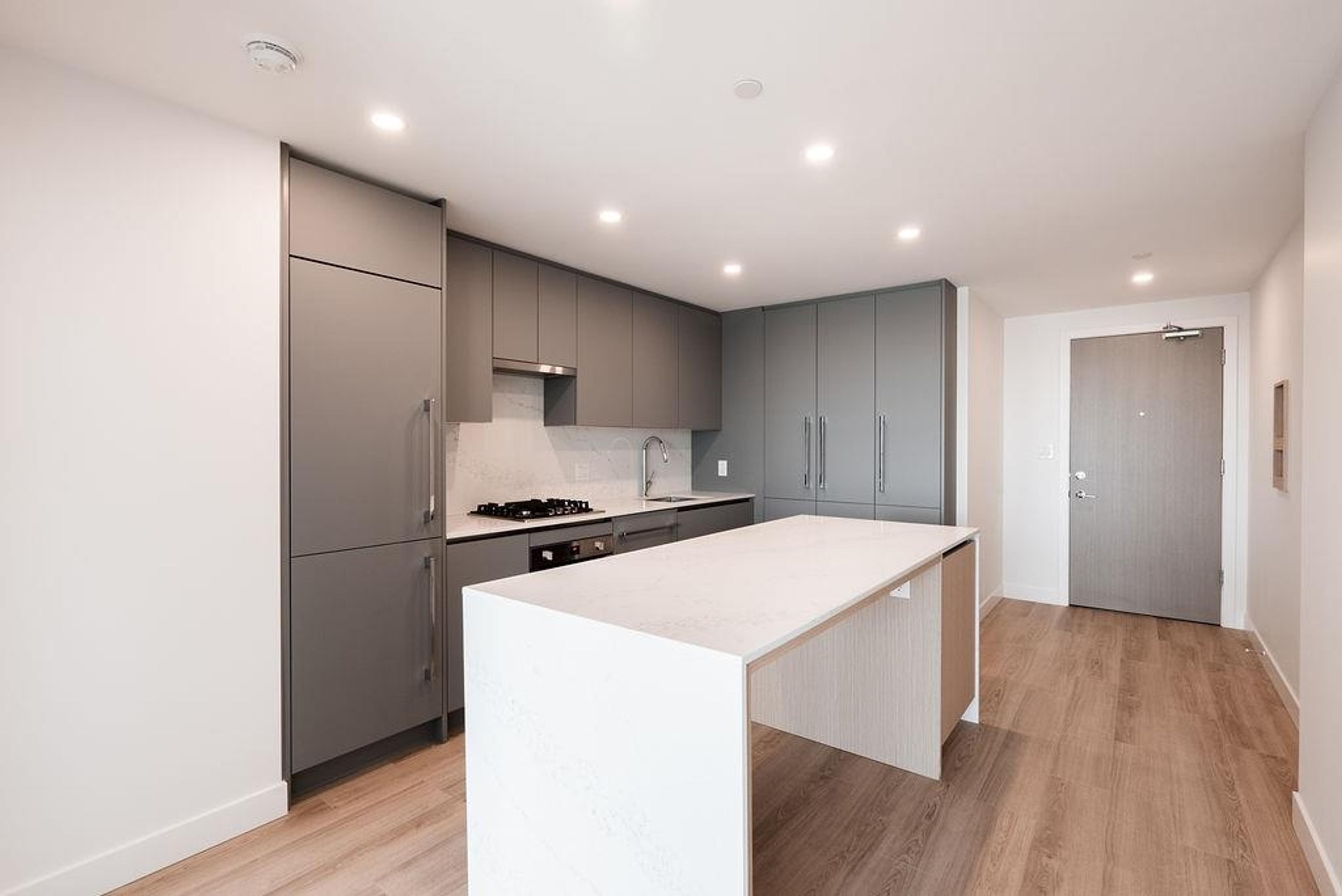 #1201 5593 NO. 3 ROAD - 11