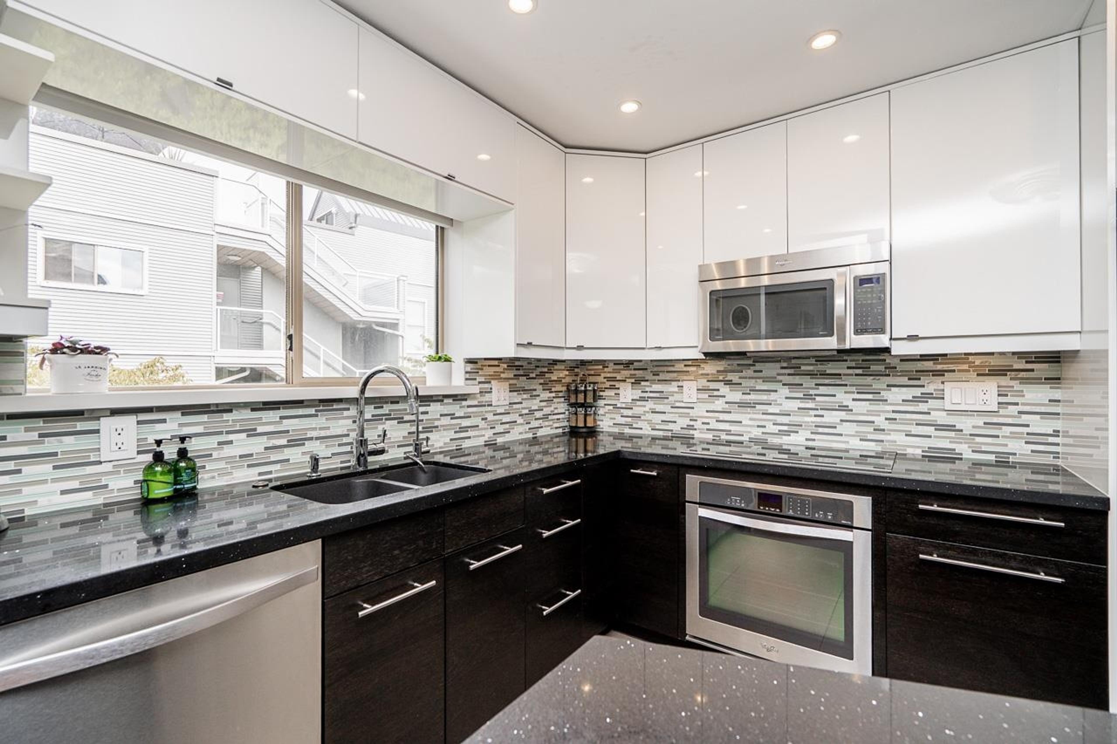 #505 60 RICHMOND STREET - 7