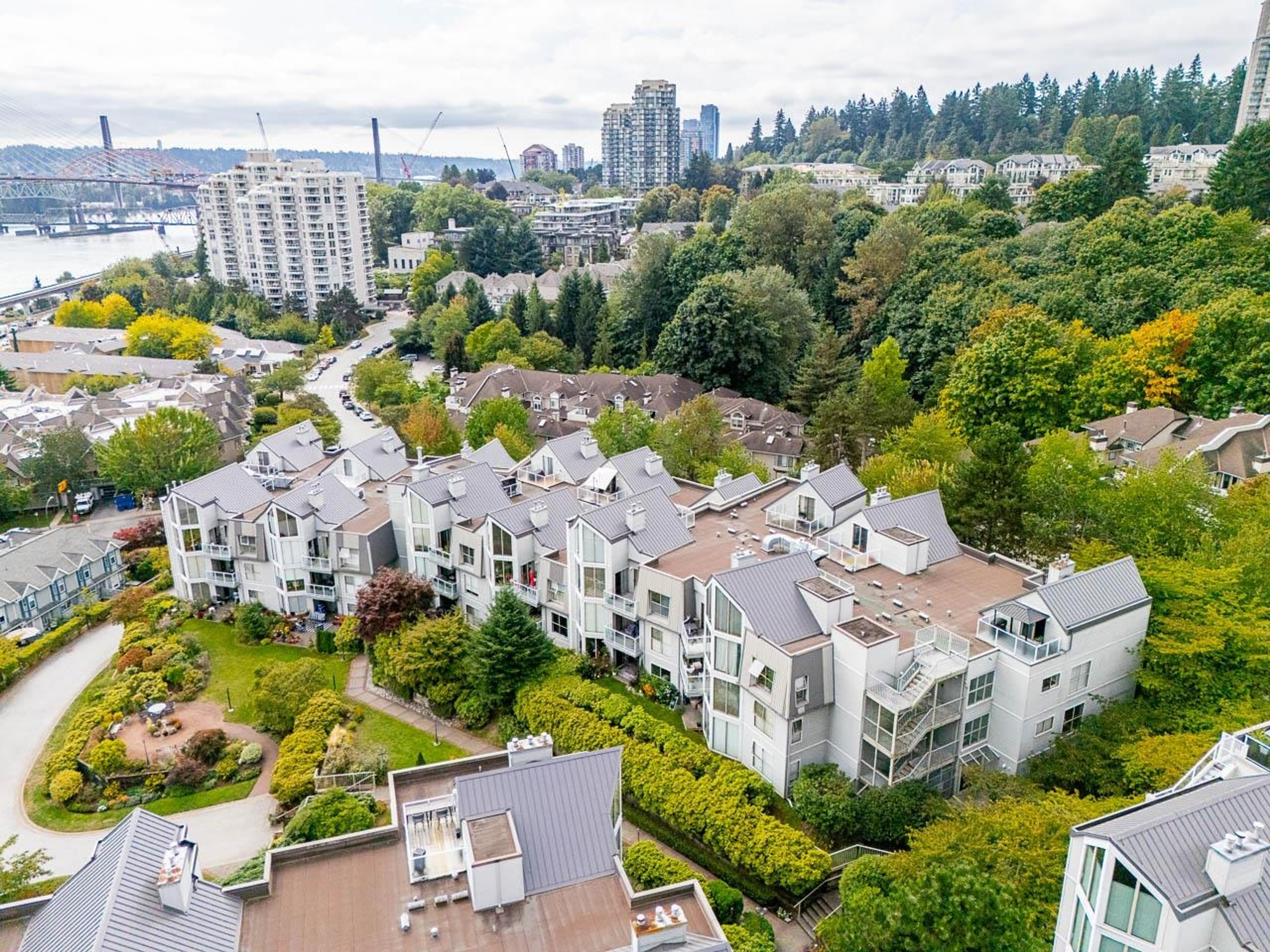 #505 60 RICHMOND STREET - 32