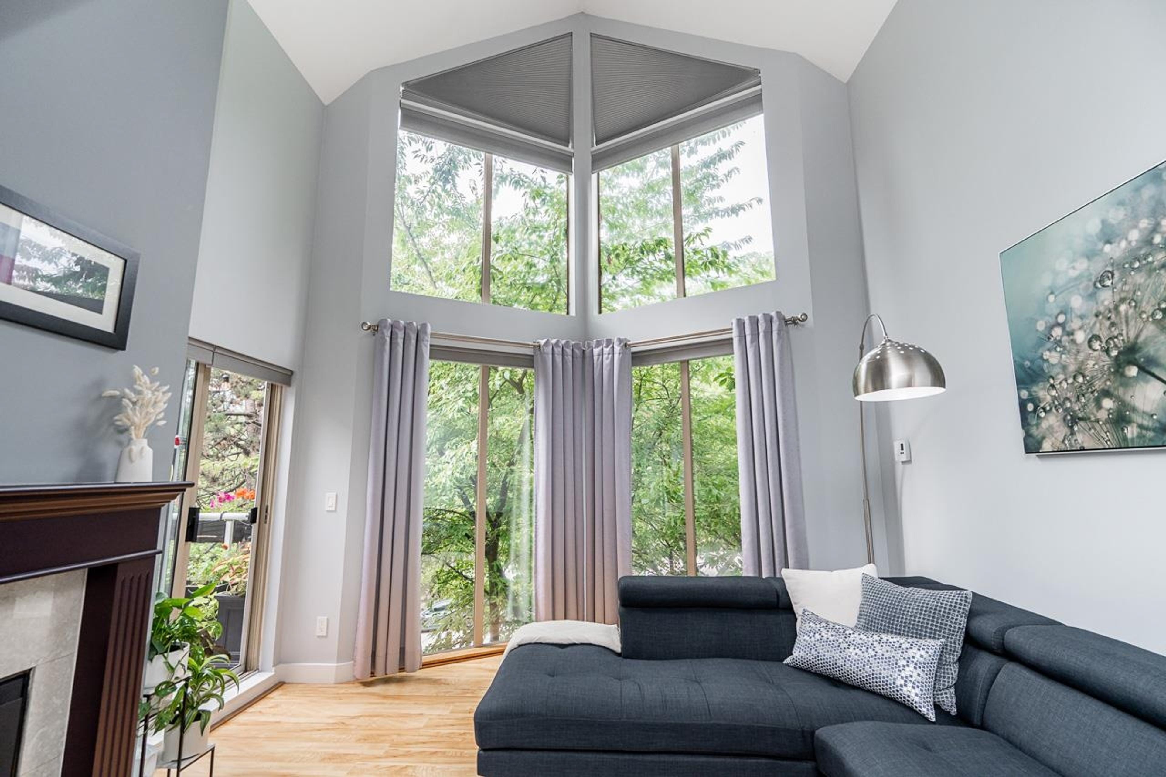 #505 60 RICHMOND STREET - Main Image