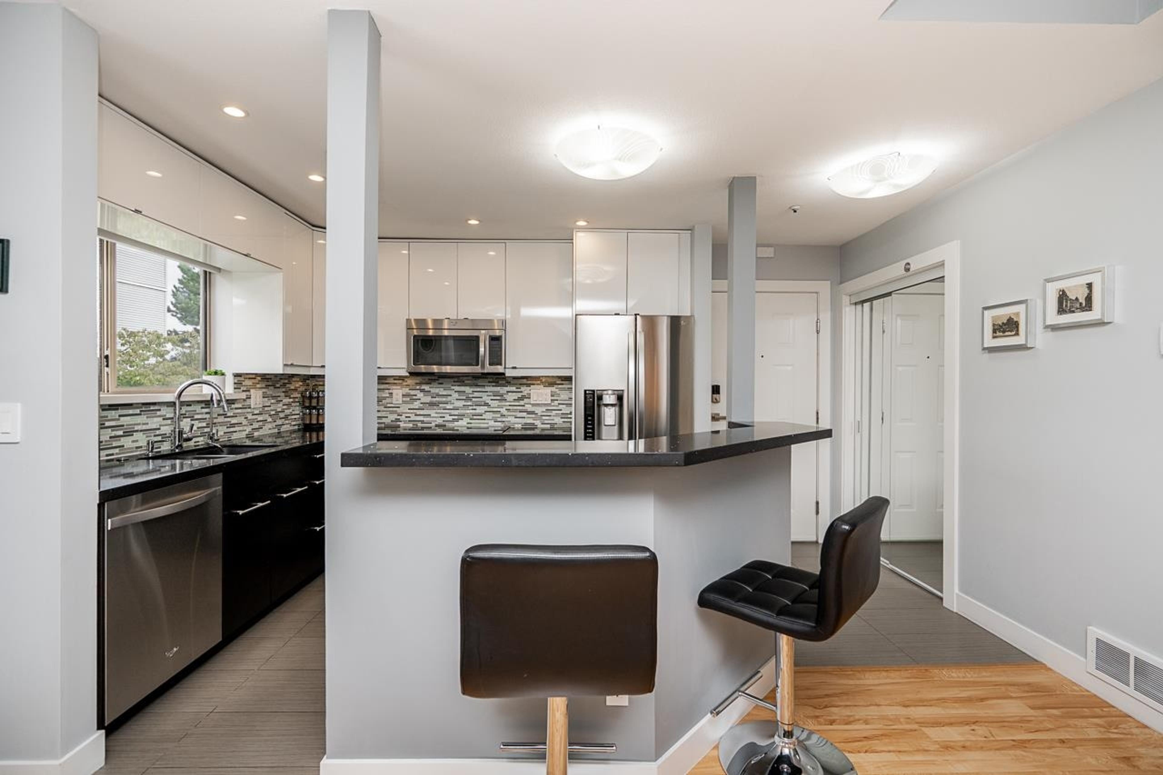 #505 60 RICHMOND STREET - 5