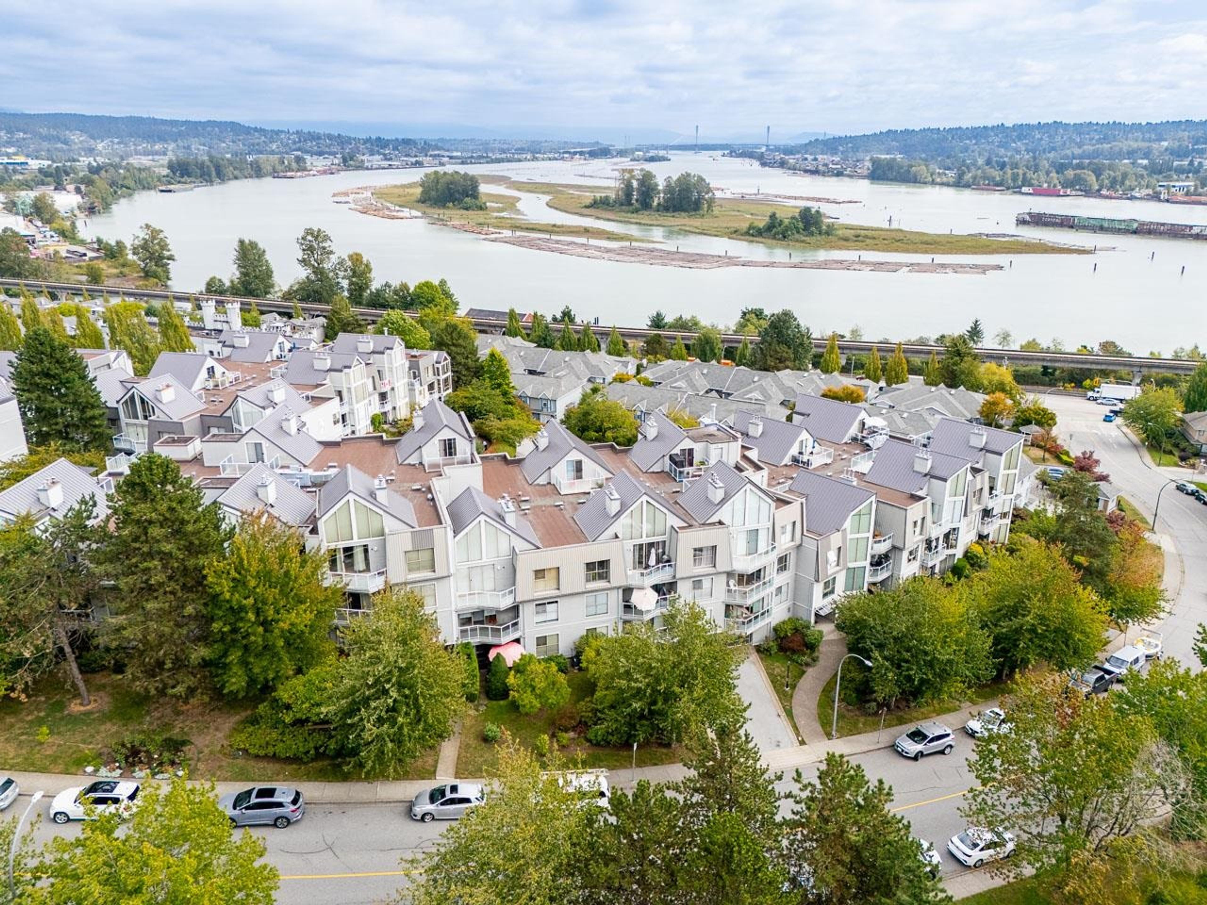 #505 60 RICHMOND STREET - 31