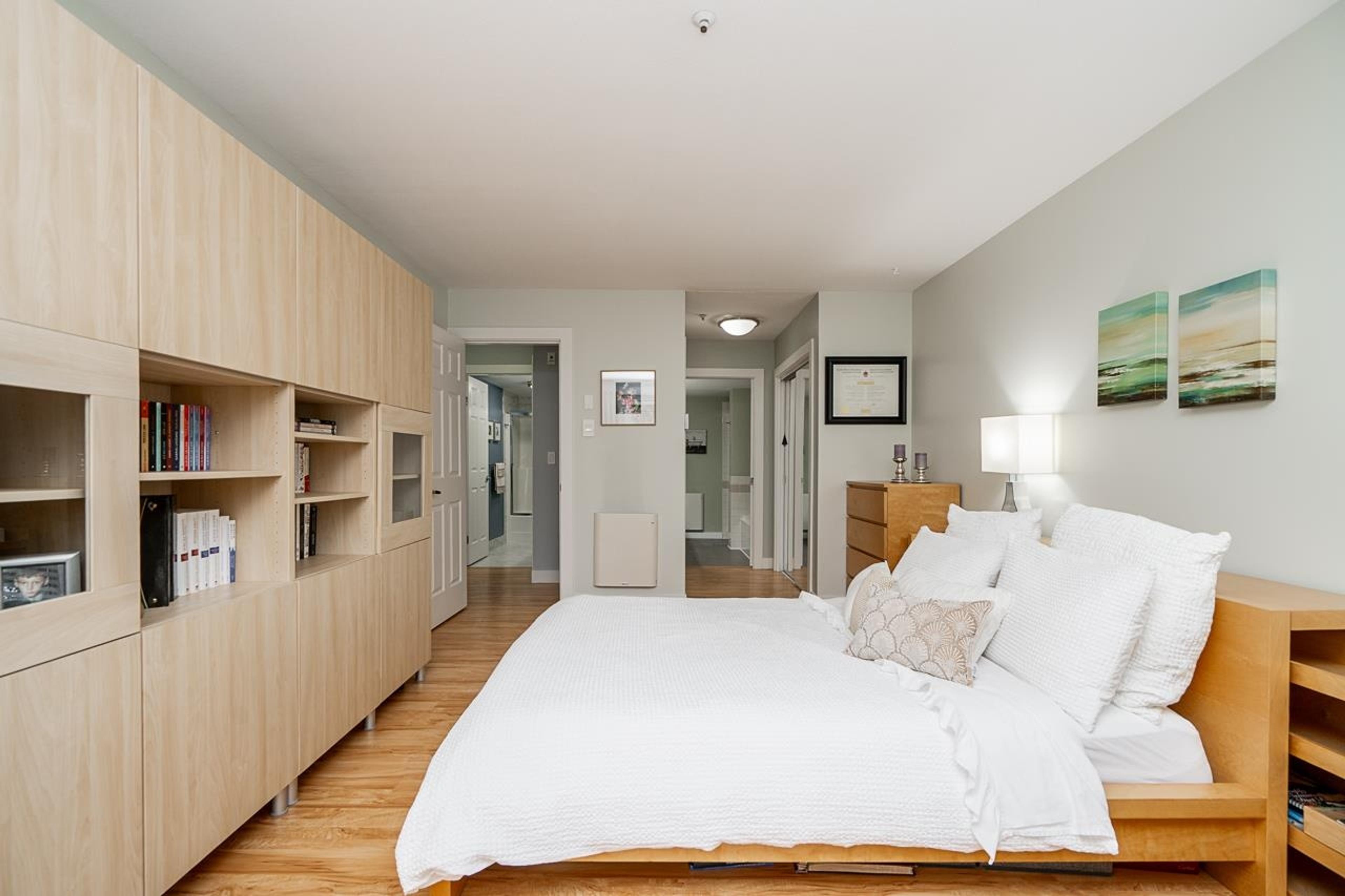 #505 60 RICHMOND STREET - 21