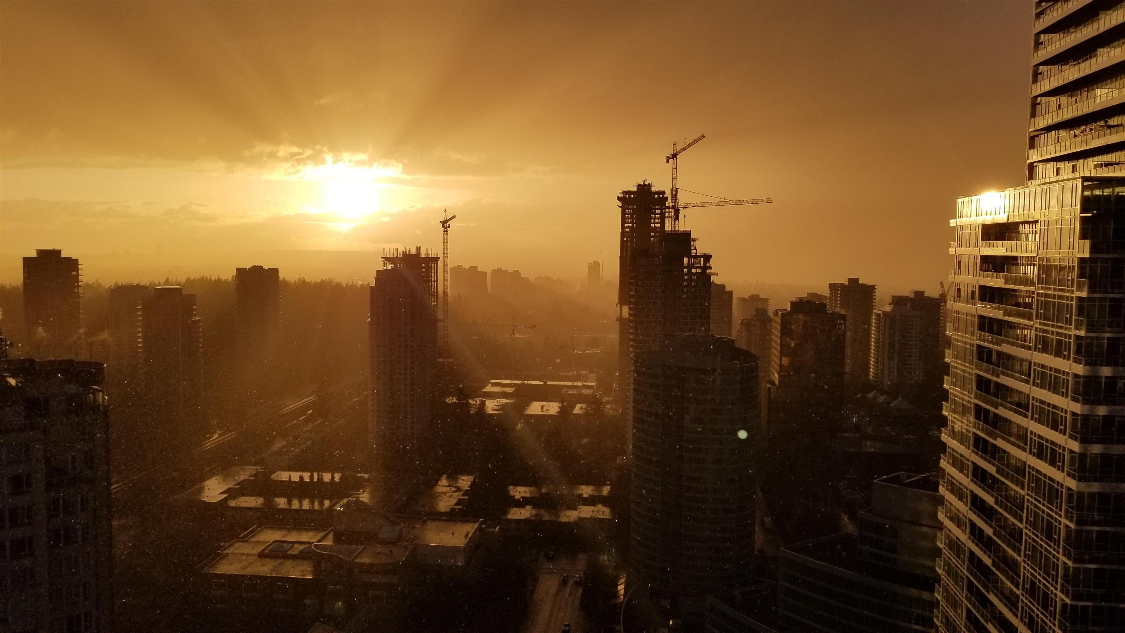 #3706 6098 STATION STREET - Image 2