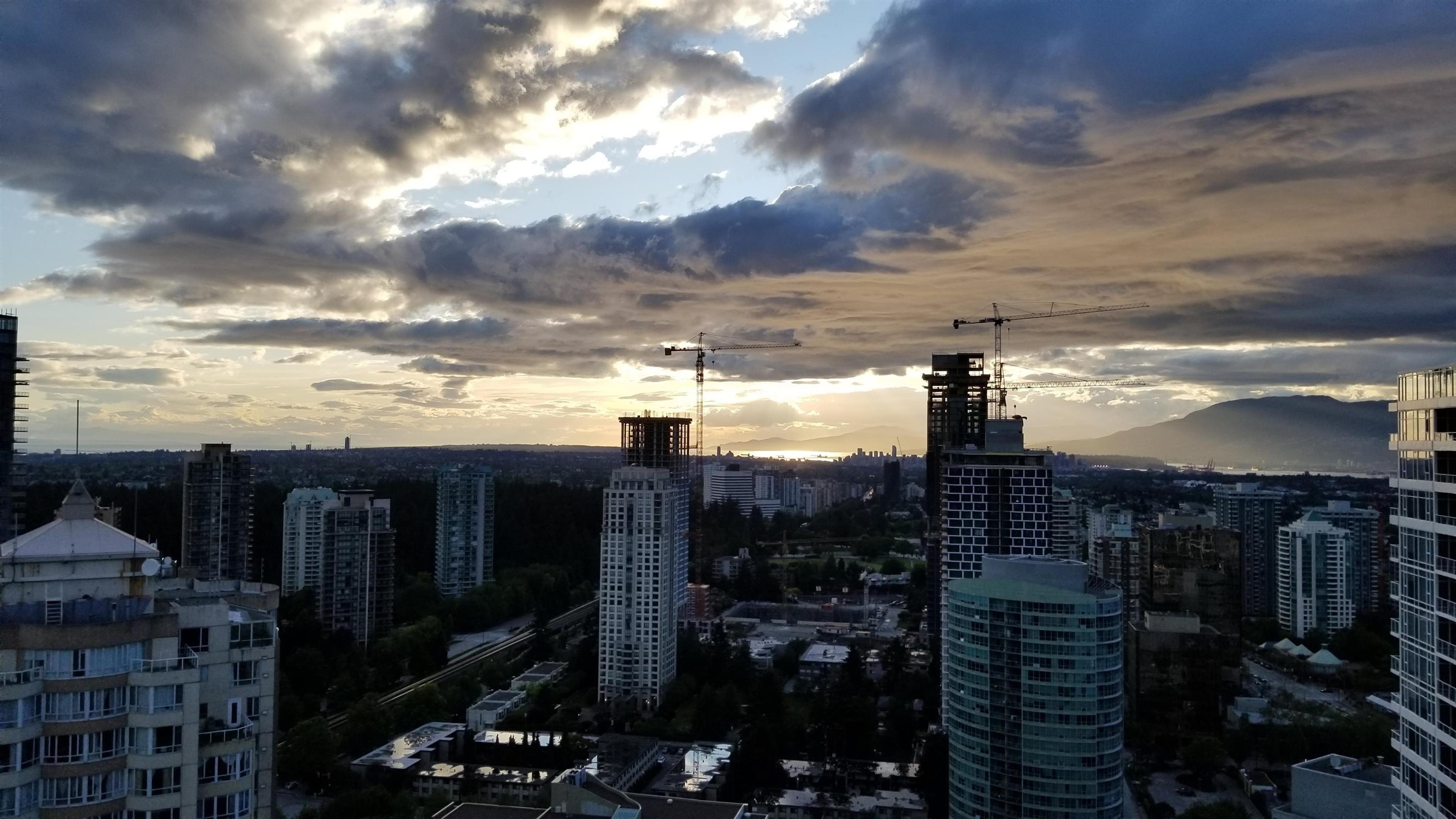 #3706 6098 STATION STREET - 6