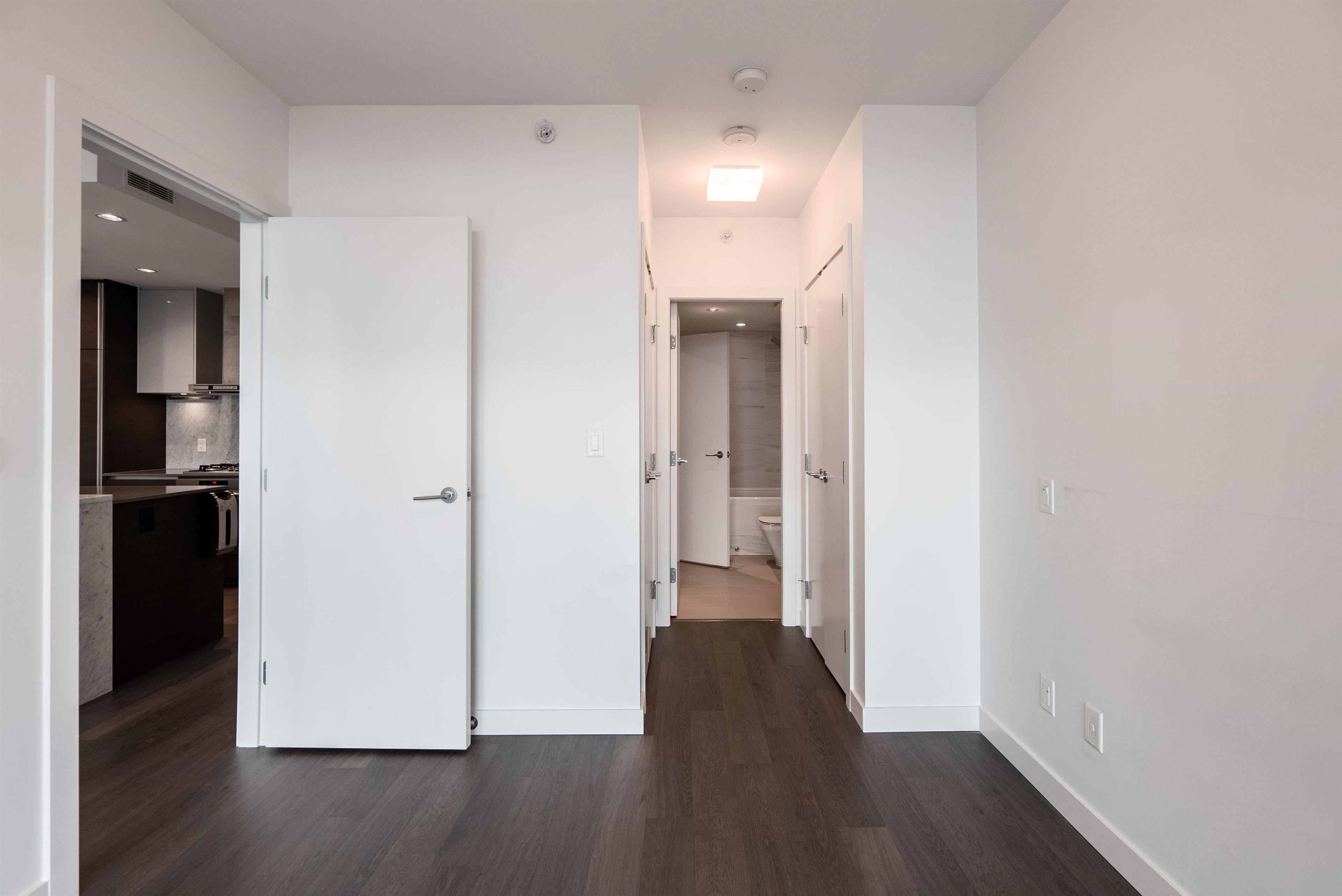 #3706 6098 STATION STREET - 13