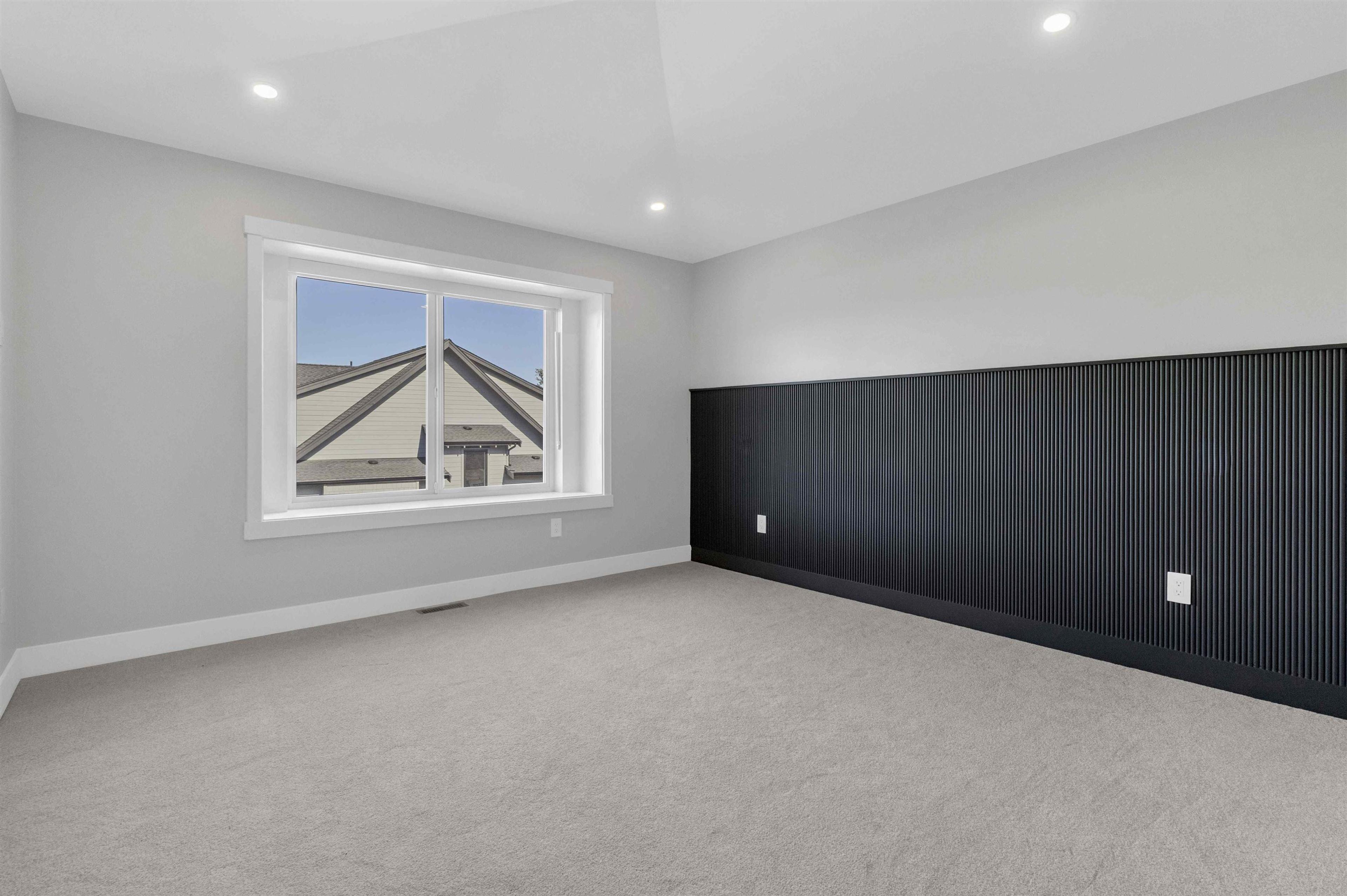 7686 196 STREET - 23