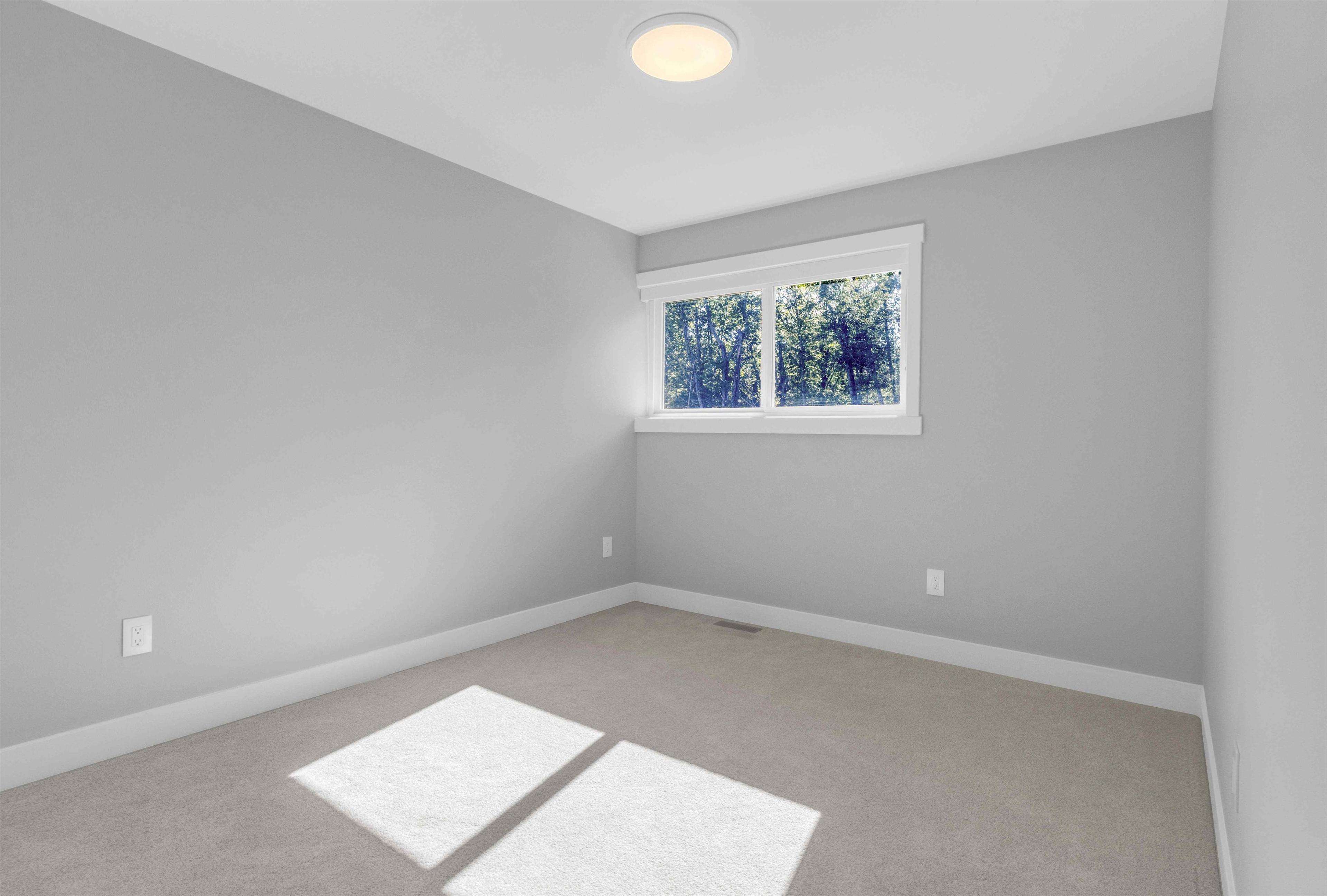 7686 196 STREET - 16