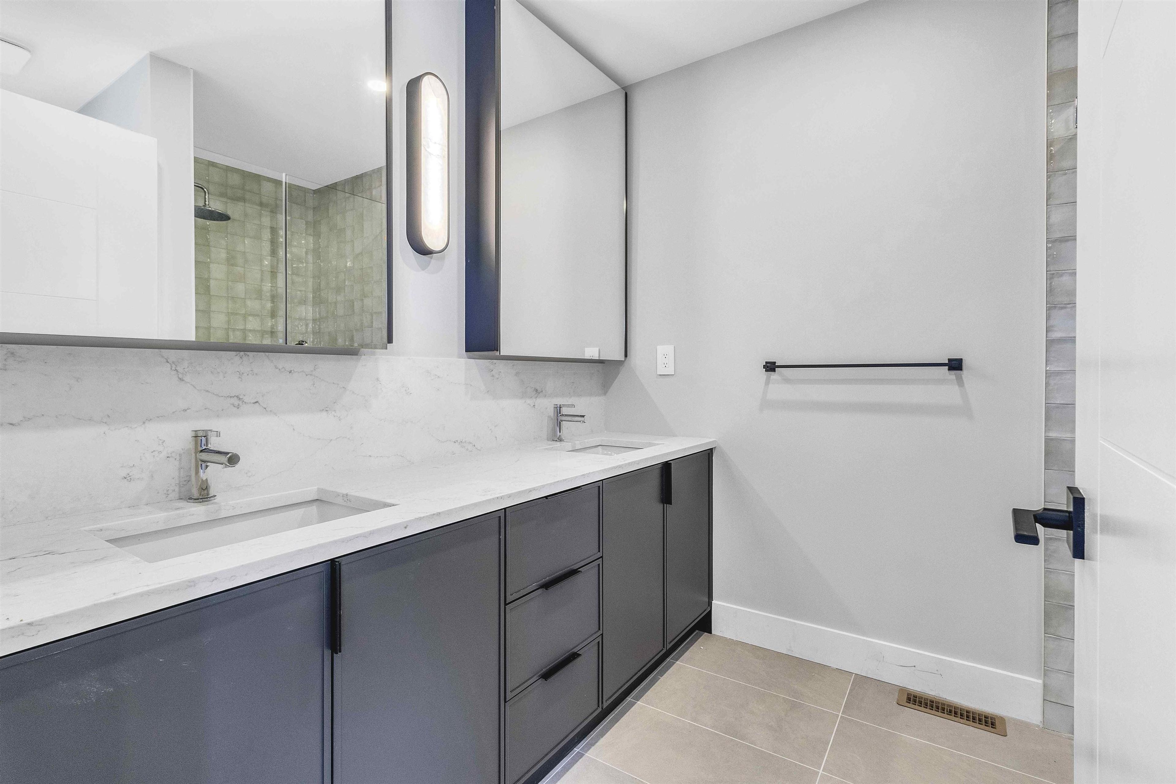 7686 196 STREET - 26