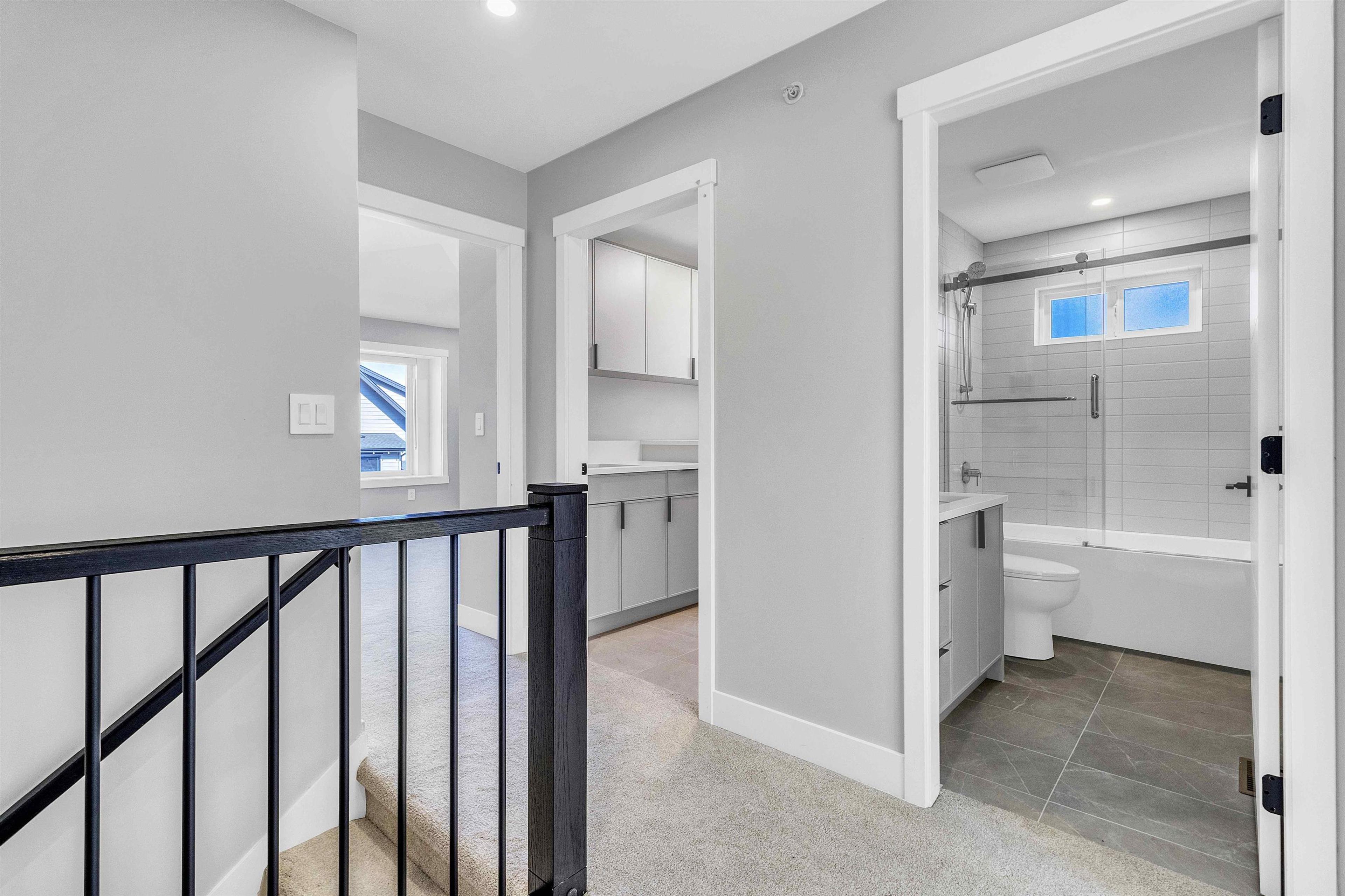 7686 196 STREET - 20