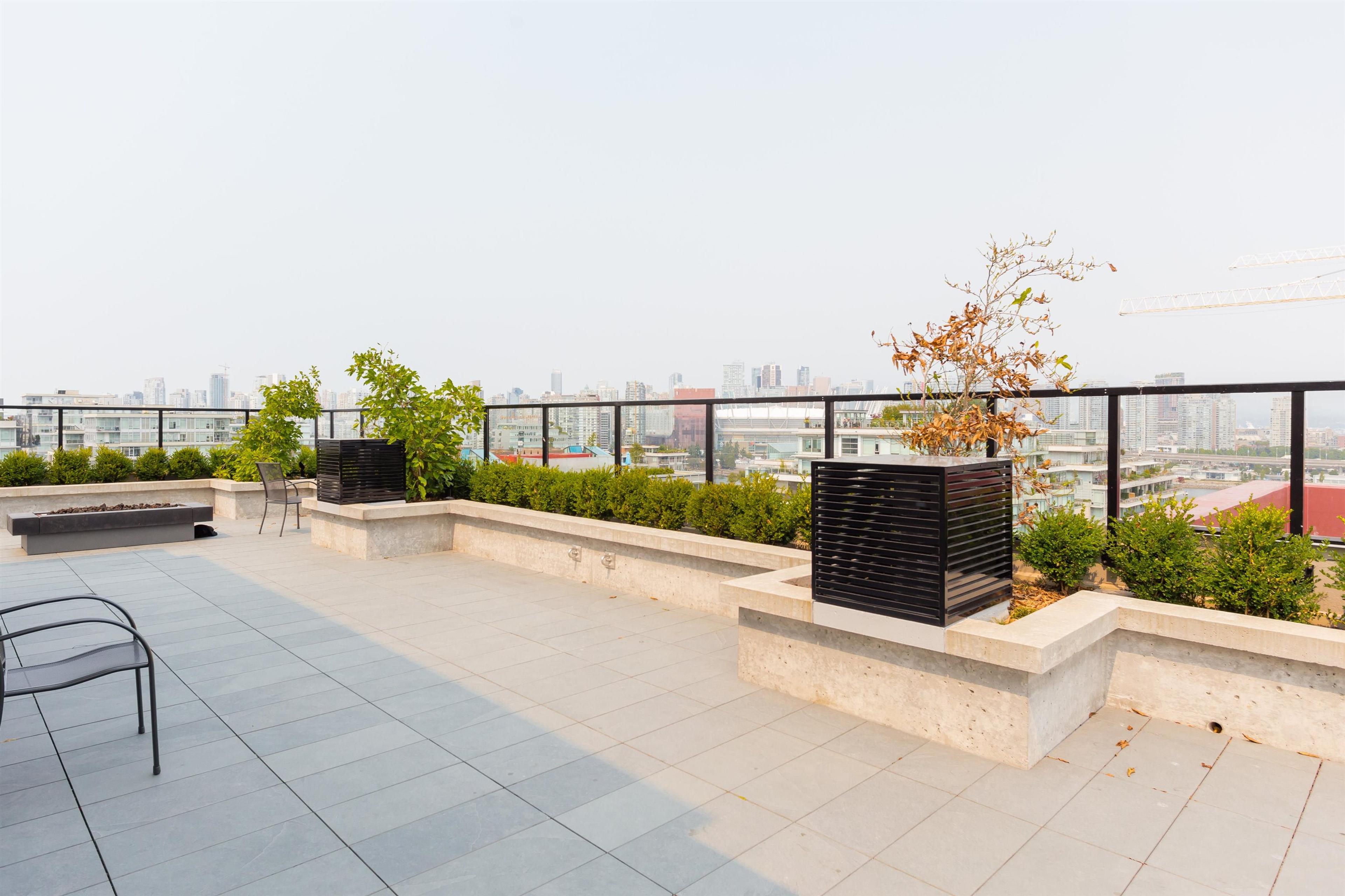 #904 1788 ONTARIO STREET - 20